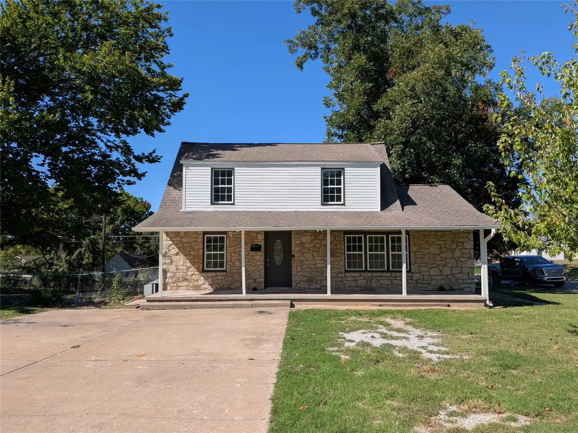 Single family home for sale at 920 N Grant Ave, Sand Springs, OK 74063 | MLS# 2638684