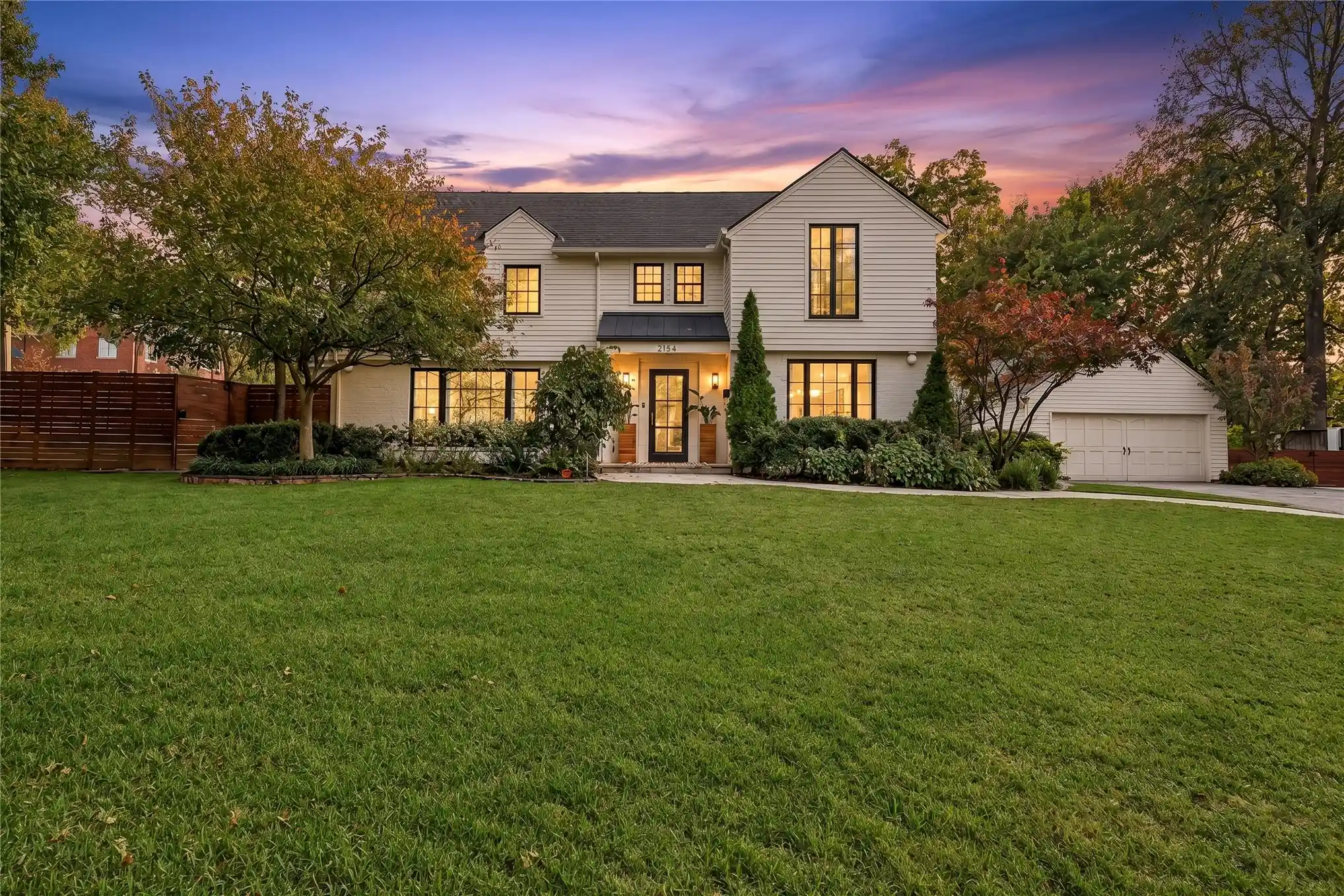 Photo 1 of Single family home for sale at 2154 E 31st Place, Tulsa, OK 74105 | MLS# 2638687 | Listing updated on 2026-10-26