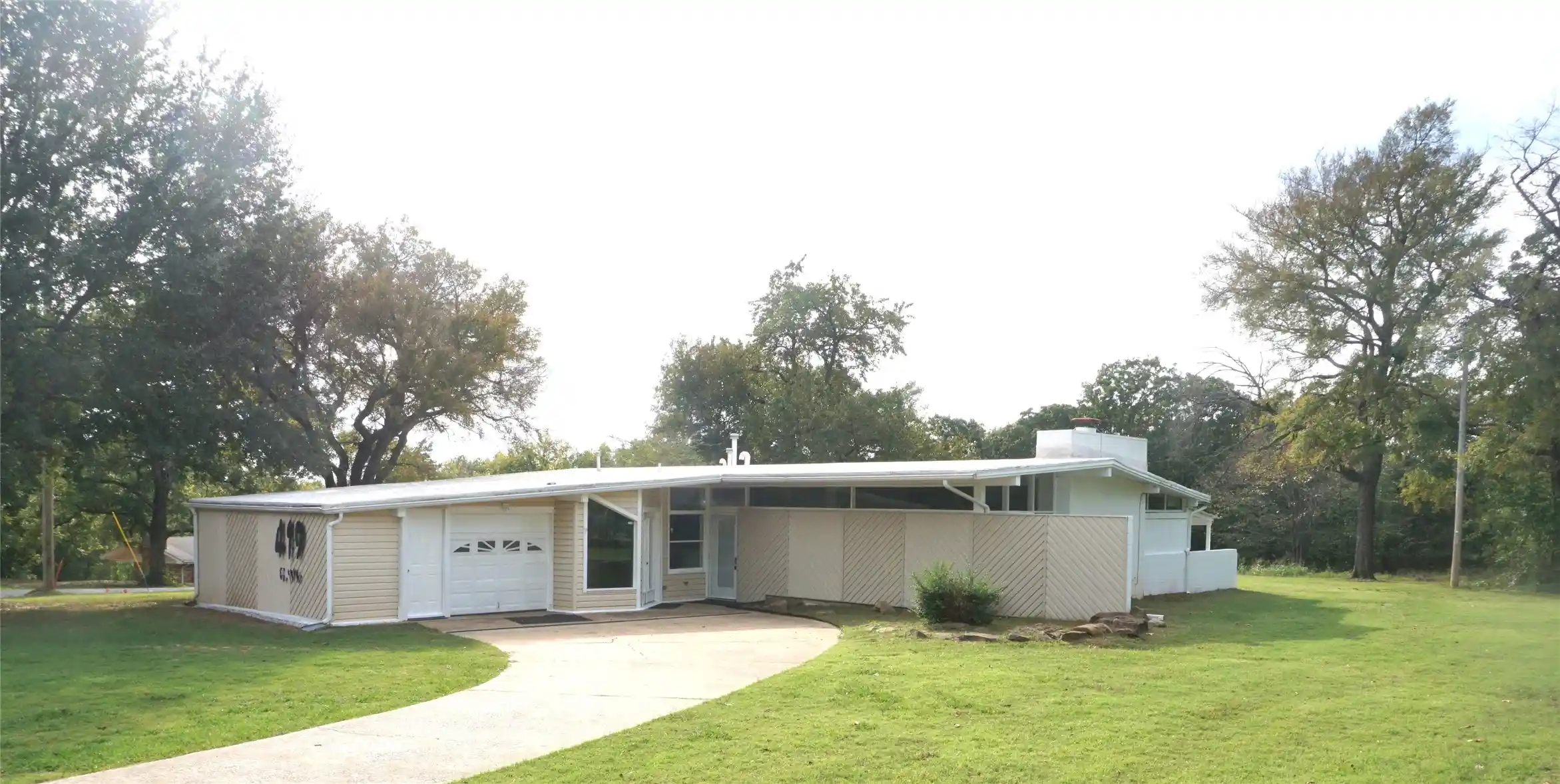 Single family home for sale at 419 19th Street, Okmulgee, OK 74447 | MLS# 2638688