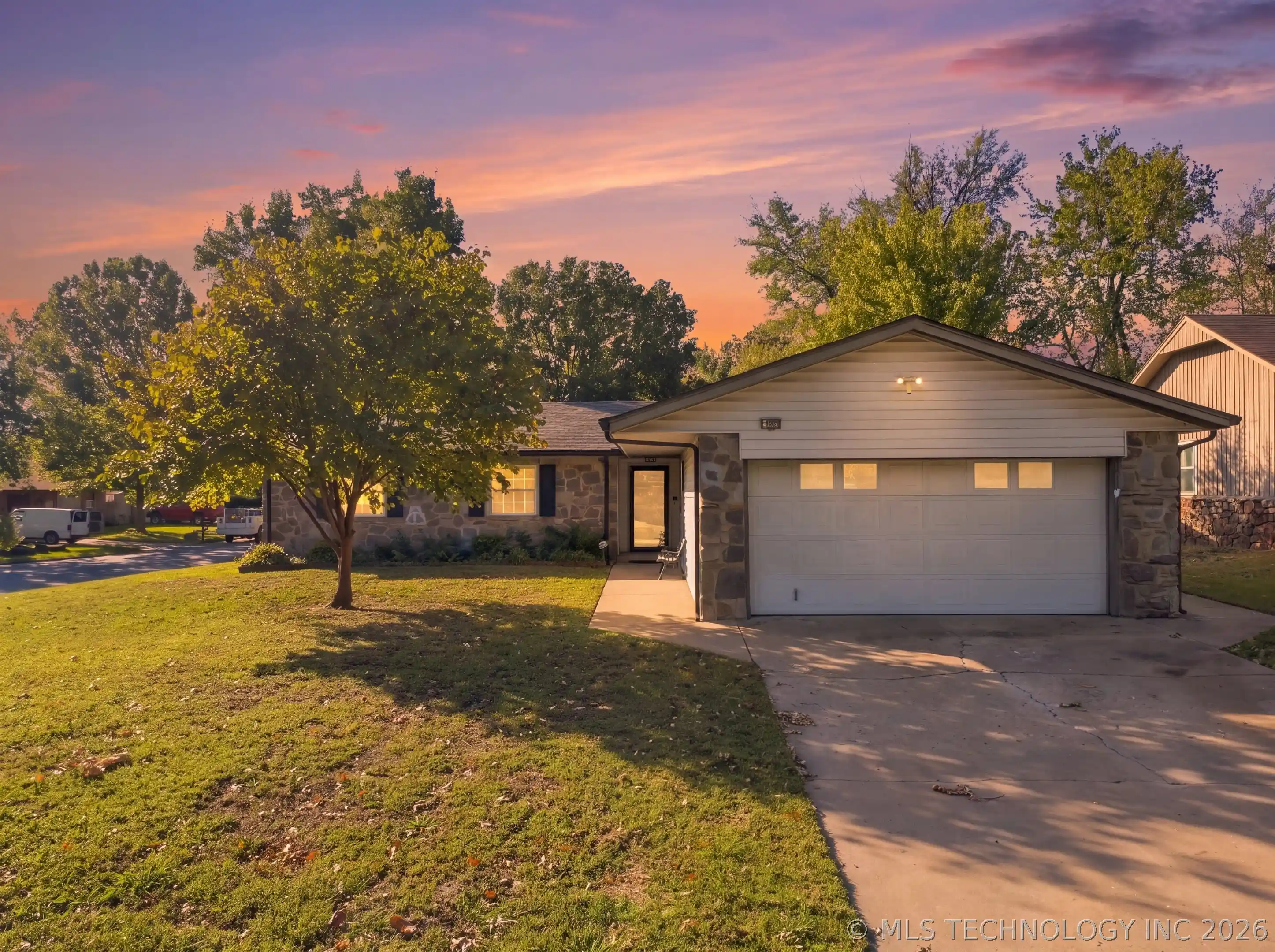 Photo 1 of Single family home for sale at 503 W S Park St, Broken Arrow, OK 74011 | MLS# 2638644 | Listing updated on 2026-10-26