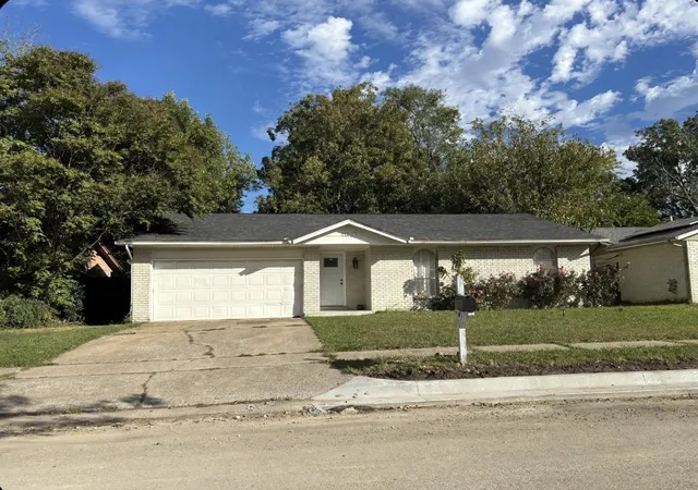 Photo 1 of Single family home for sale at 11829 E 62 Street, Broken Arrow, OK 74012 | MLS# 2638212 | Listing updated on 2026-10-30