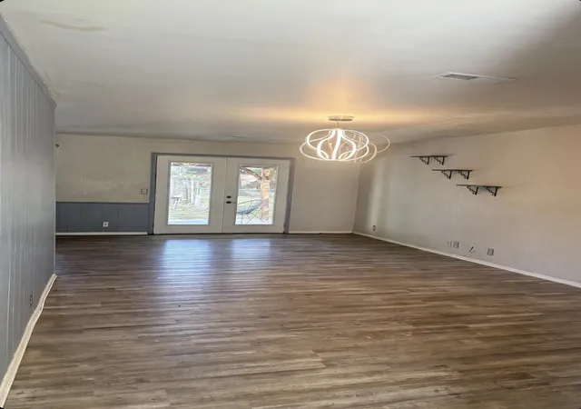 Photo 3 of Single family home for sale at 11829 E 62 Street, Broken Arrow, OK 74012 | MLS# 2638212 | Listing updated on 2026-10-30