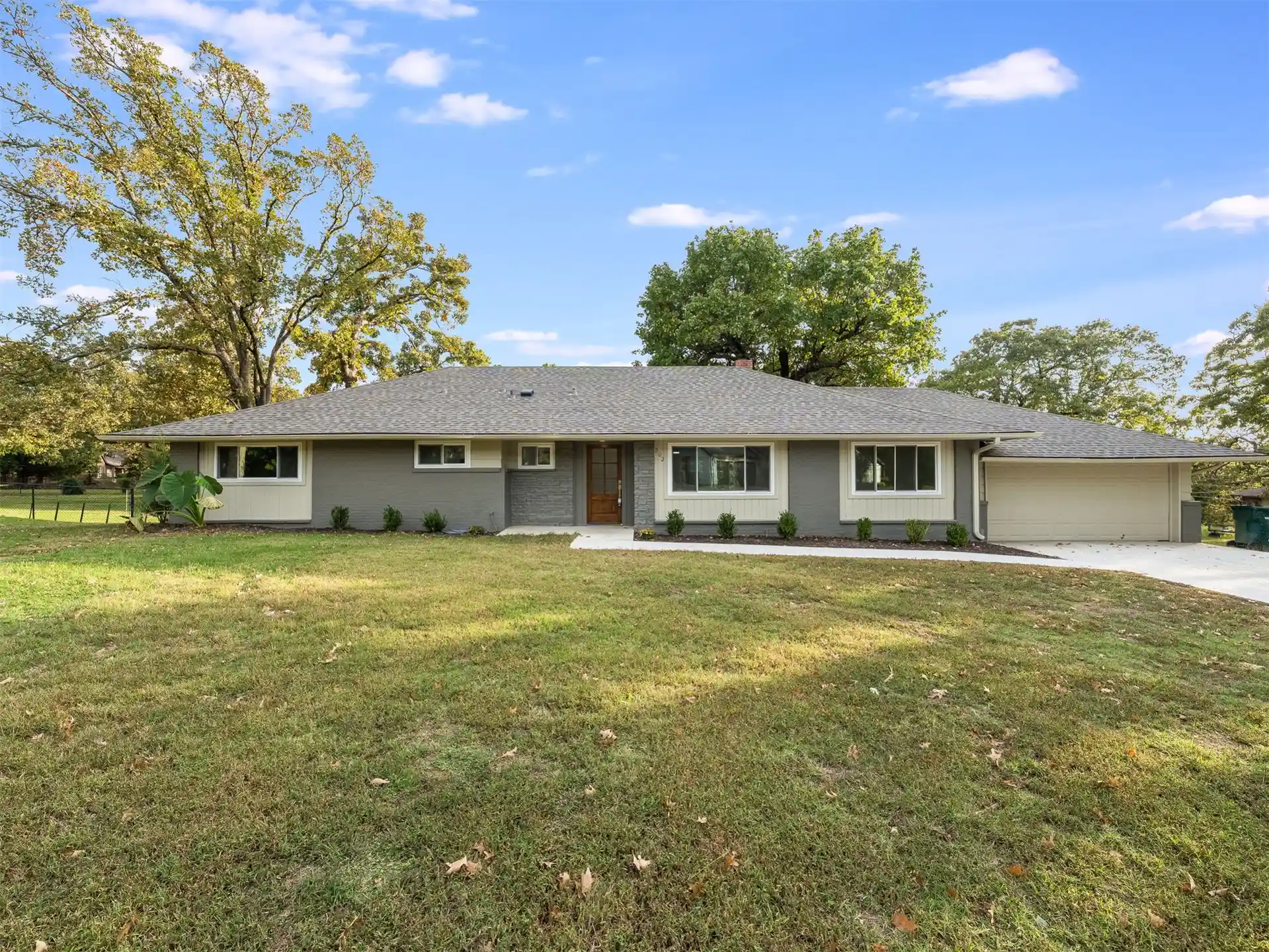 Single family home for sale at 202 Fairway Cir, Sand Springs, OK 74063 | MLS# 2638789