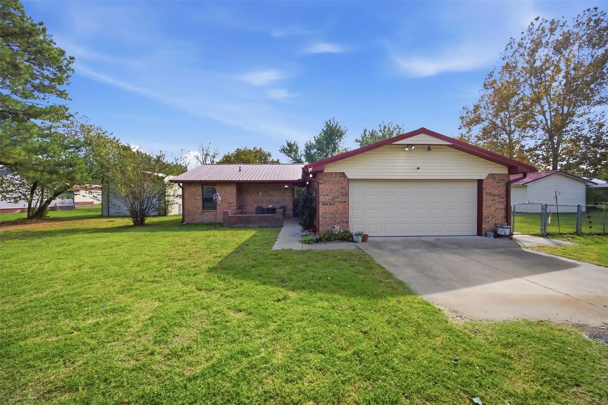 Single family home for sale at 178 Pleasant Valley Rd, McAlester, OK 74501 | MLS# 2638796