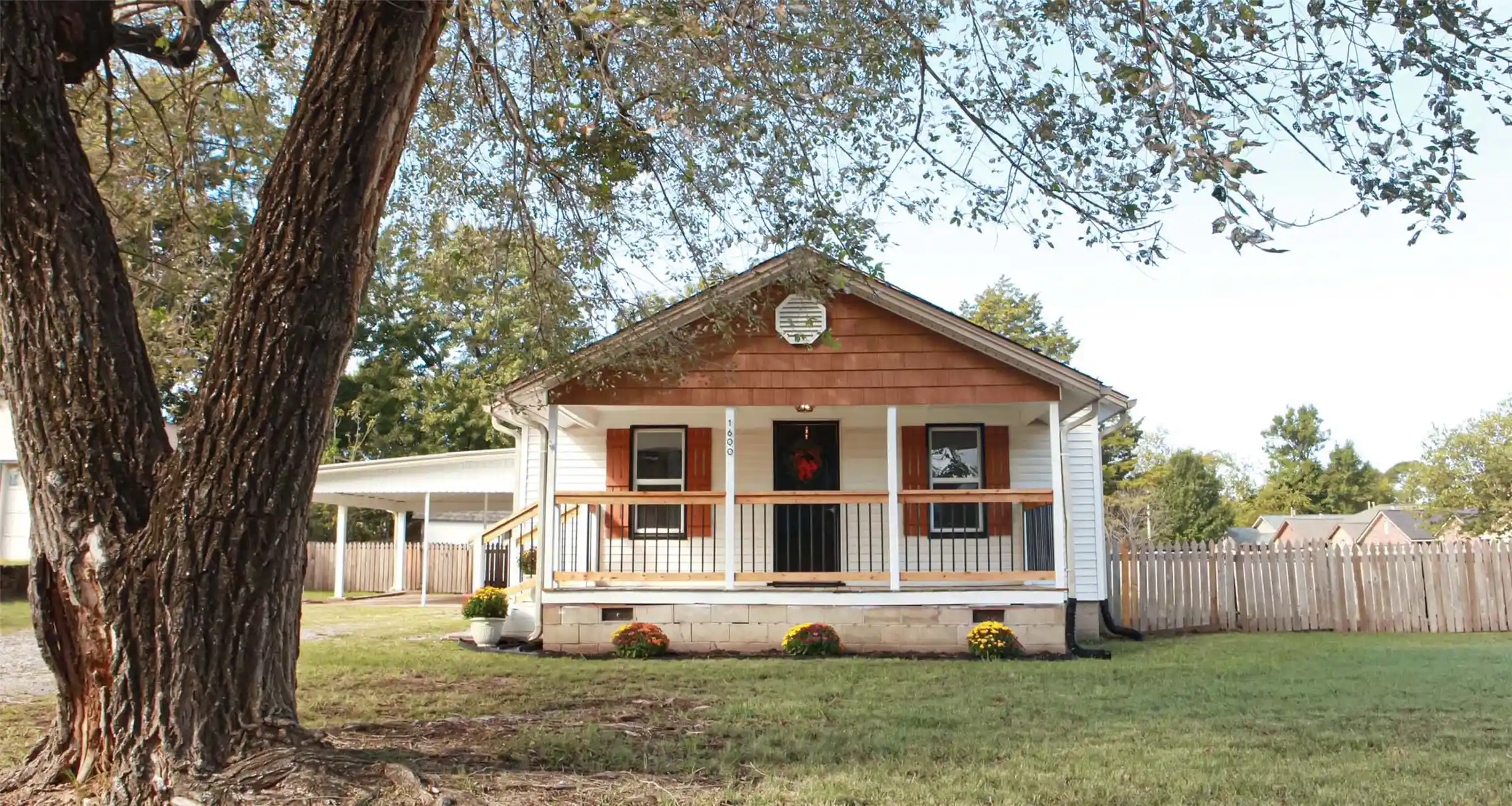 Single family home for sale at 1600 S Park St, Sapulpa, OK 74066 | MLS# 2638965