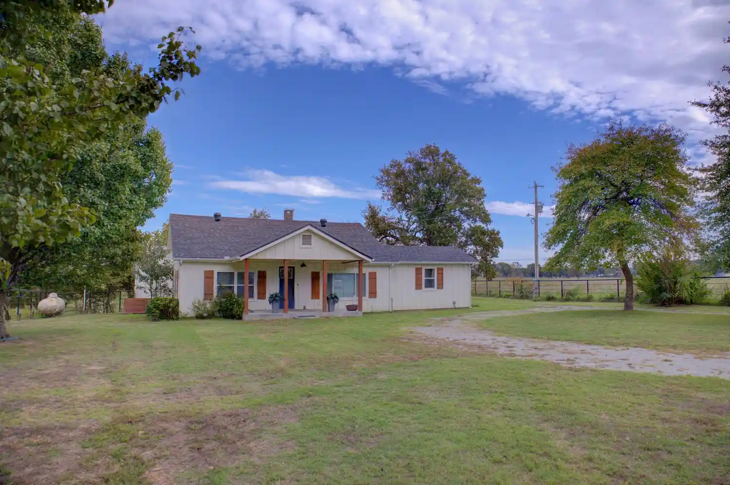 Photo 1 of Single family home for sale at 54394 County Rd 586, Kansas, OK 74347 | MLS# 2637352 | Listing updated on 2026-10-29