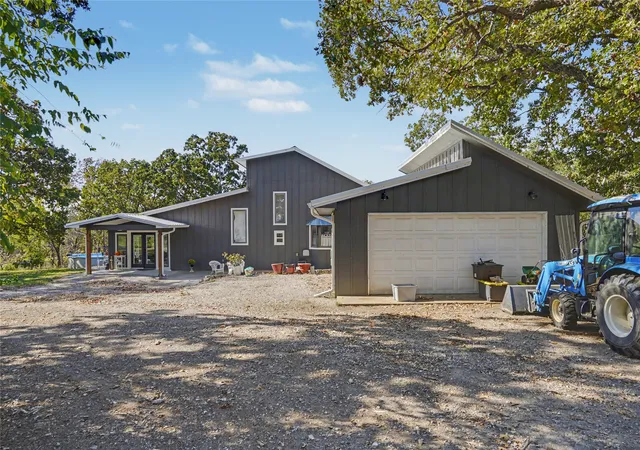 Photo 3 of Single family home for sale at 4552 S Tiffany Ln, Talala, OK 74080 | MLS# 2639128 | Listing updated on 2026-10-30
