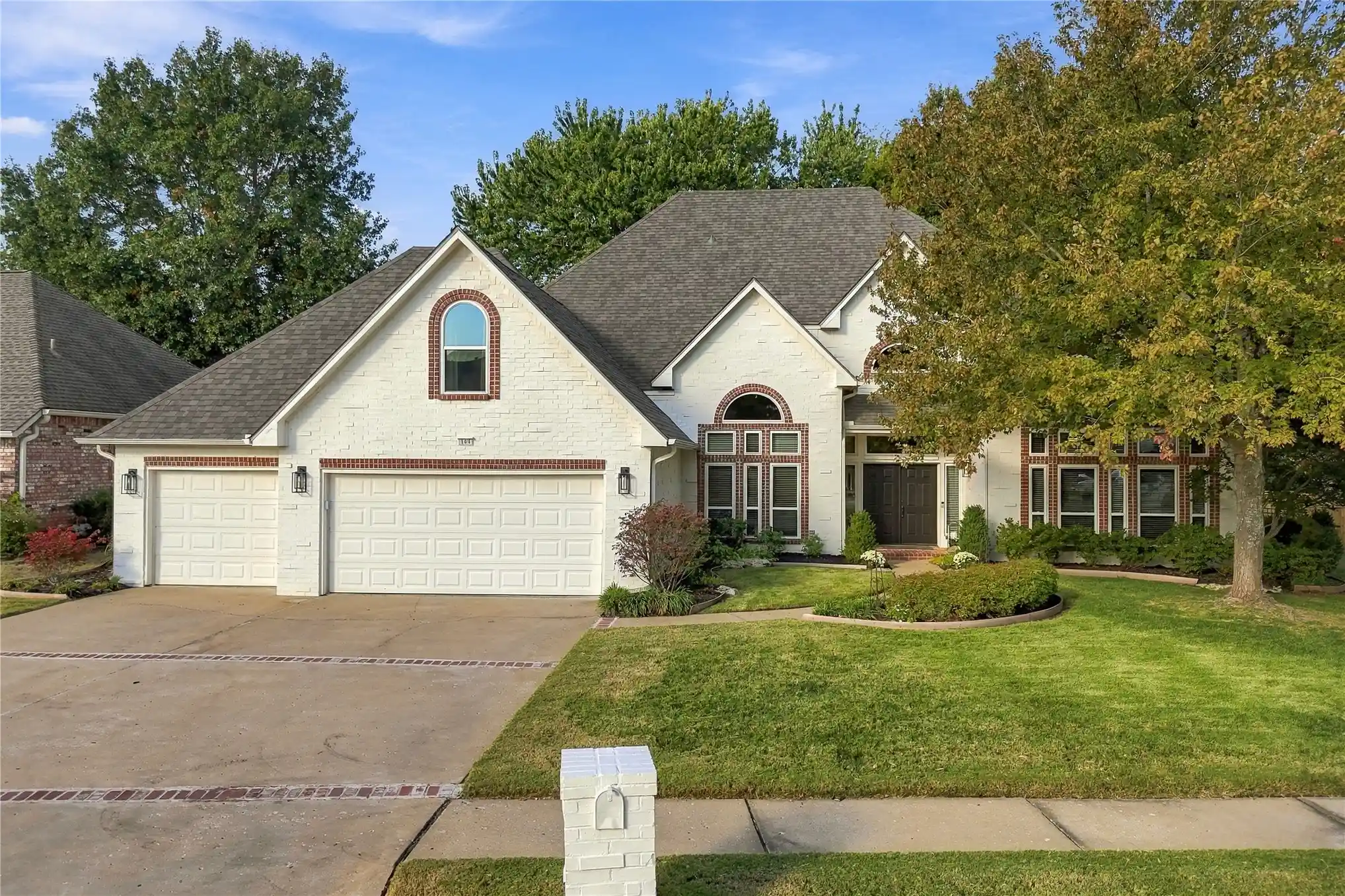 Single family home for sale at 104 N 67th Street, Broken Arrow, OK 74014 | MLS# 2639155