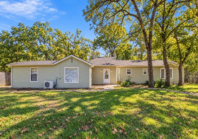Single family home for sale at 74262 Dogwood Rd, Wagoner, OK 74467 | MLS# 2639237