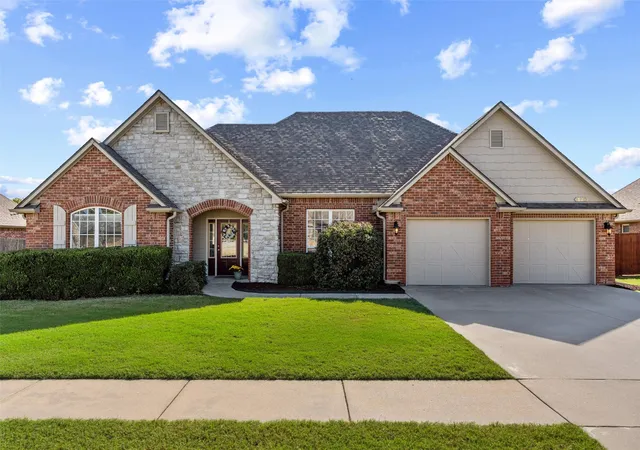 Photo 1 of Single family home for sale at 170 Kaiser Way N, Dewey, OK 74029 | MLS# 2638767 | Listing updated on 2026-10-30