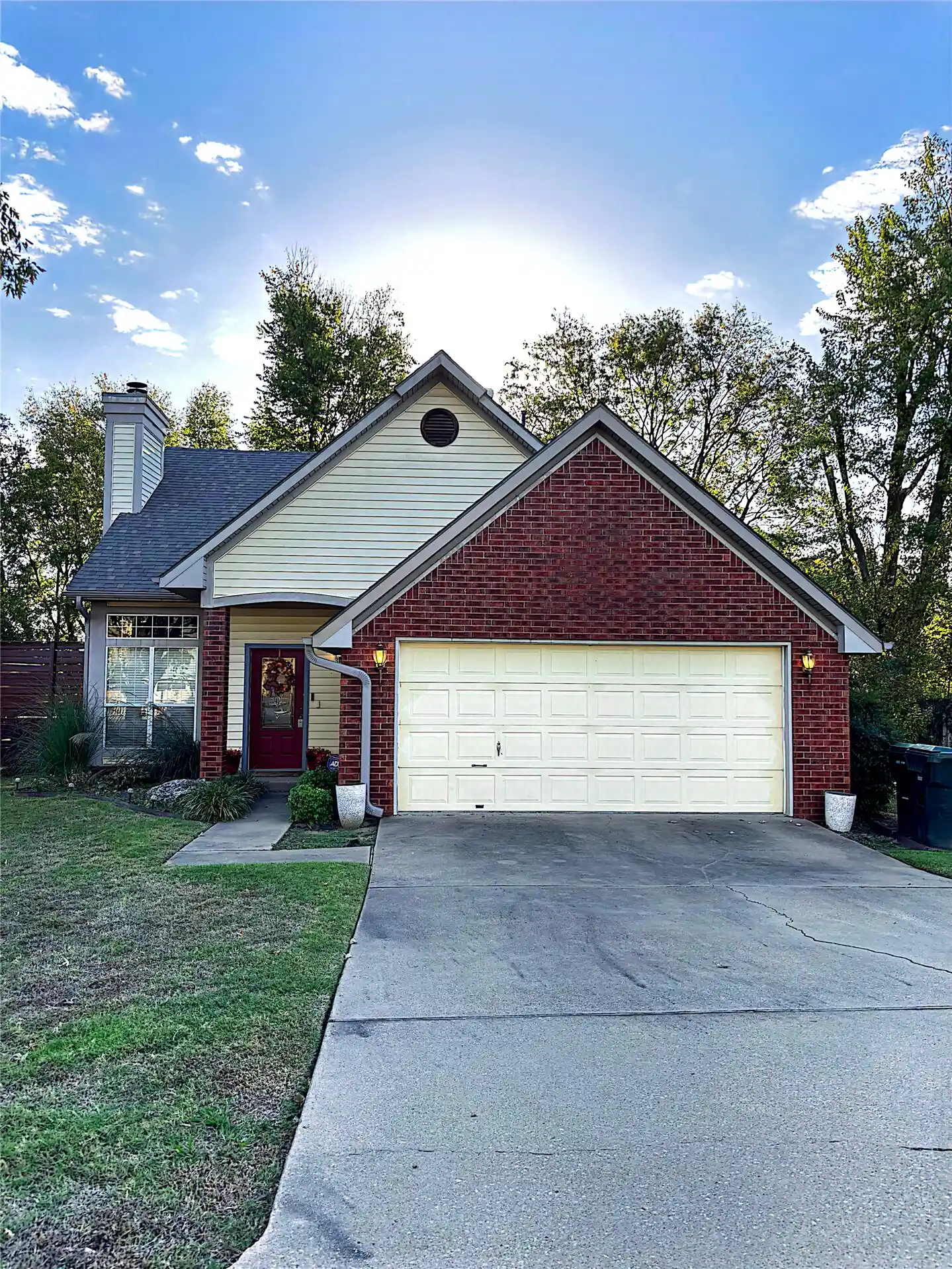 Single family home for sale at 2927 Berwick Dr, Claremore, OK 74017 | MLS# 2639273
