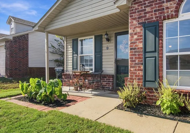 Photo 1 of Single family home for sale at 8756 S 261st East Ave, Broken Arrow, OK 74014 | MLS# 2639268 | Listing updated on 2026-10-30