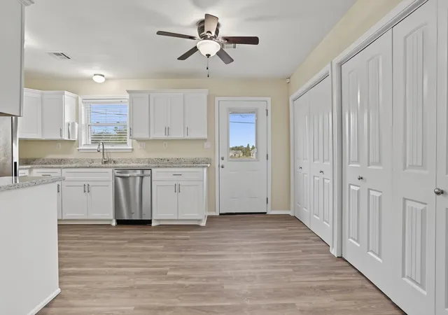 Photo 4 of Single family home for sale at 11840 N 190th Eastavenue, Collinsville, OK 74021 | MLS# 2639109 | Listing updated on 2026-10-30