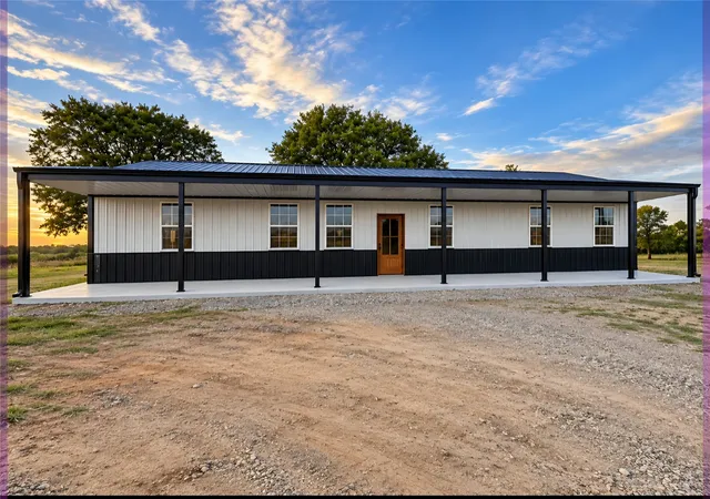 Single family home for sale at 4483 Mckinley Rd, Okmulgee, OK 74447 | MLS# 2639314