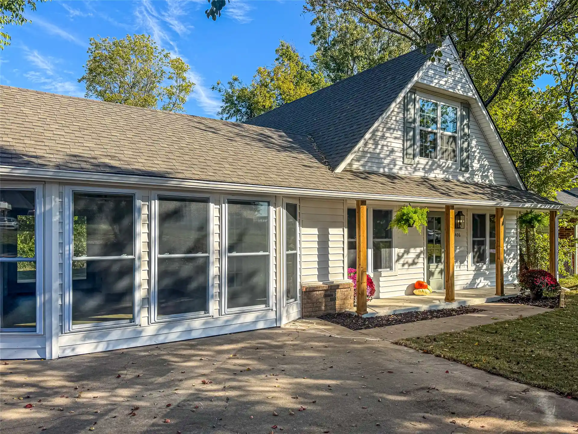 Single family home for sale at 1406 W 13th Street S, Claremore, OK 74017 | MLS# 2639040