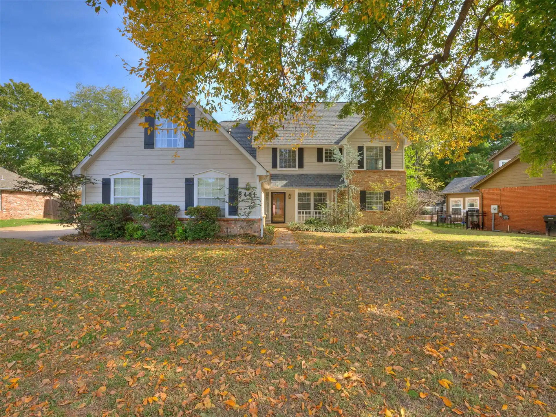 Single family home for sale at 8401 Millwood Rd, Broken Arrow, OK 74011 | MLS# 2639385