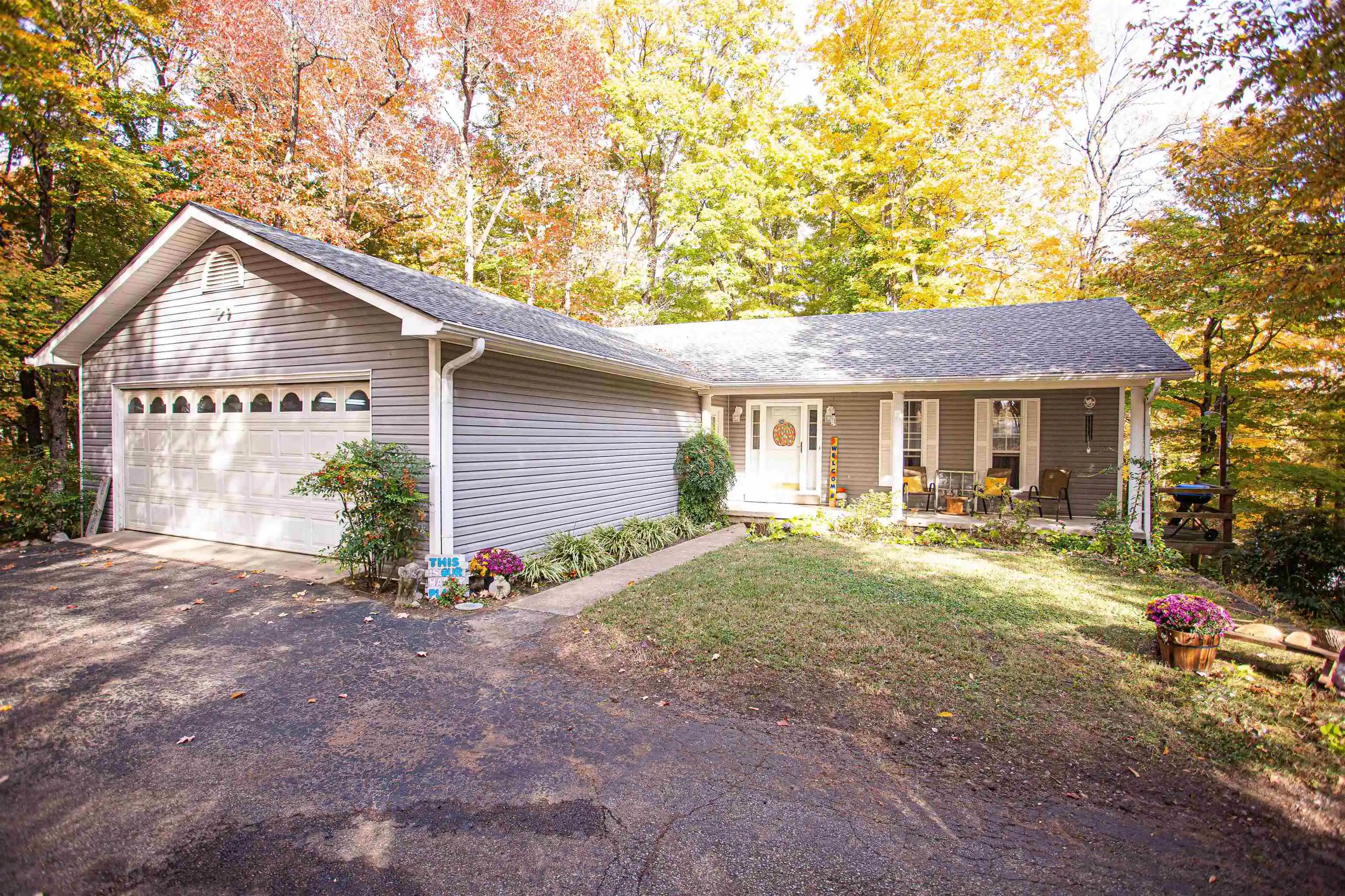 Single Family Residence at 90 Aubrey Ln, Ripley, TN 38063 | MLS# 10136774 | | Sold on 2022-12-29
