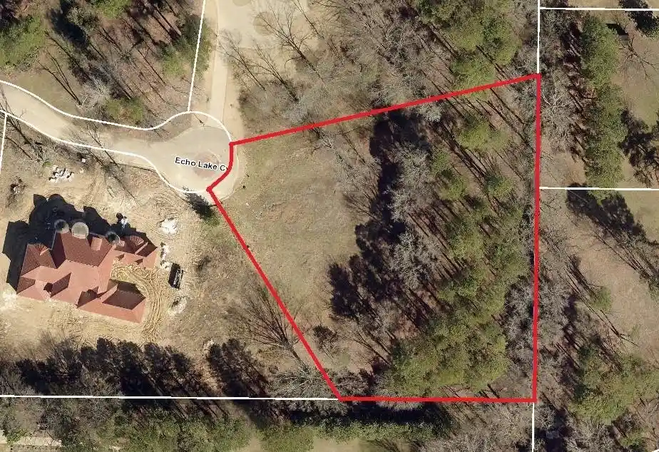1st image of Lot 4 Echo Lake Ln, Germantown, TN 38139 | MLS# 10145569