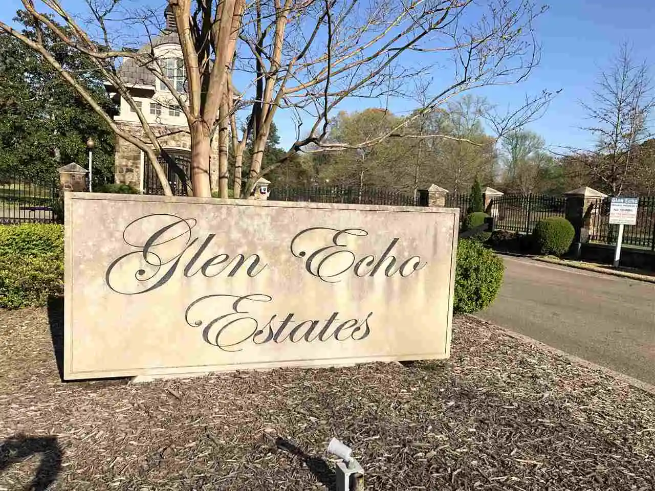 3rd image of Lot 4 Echo Lake Ln, Germantown, TN 38139 | MLS# 10145569