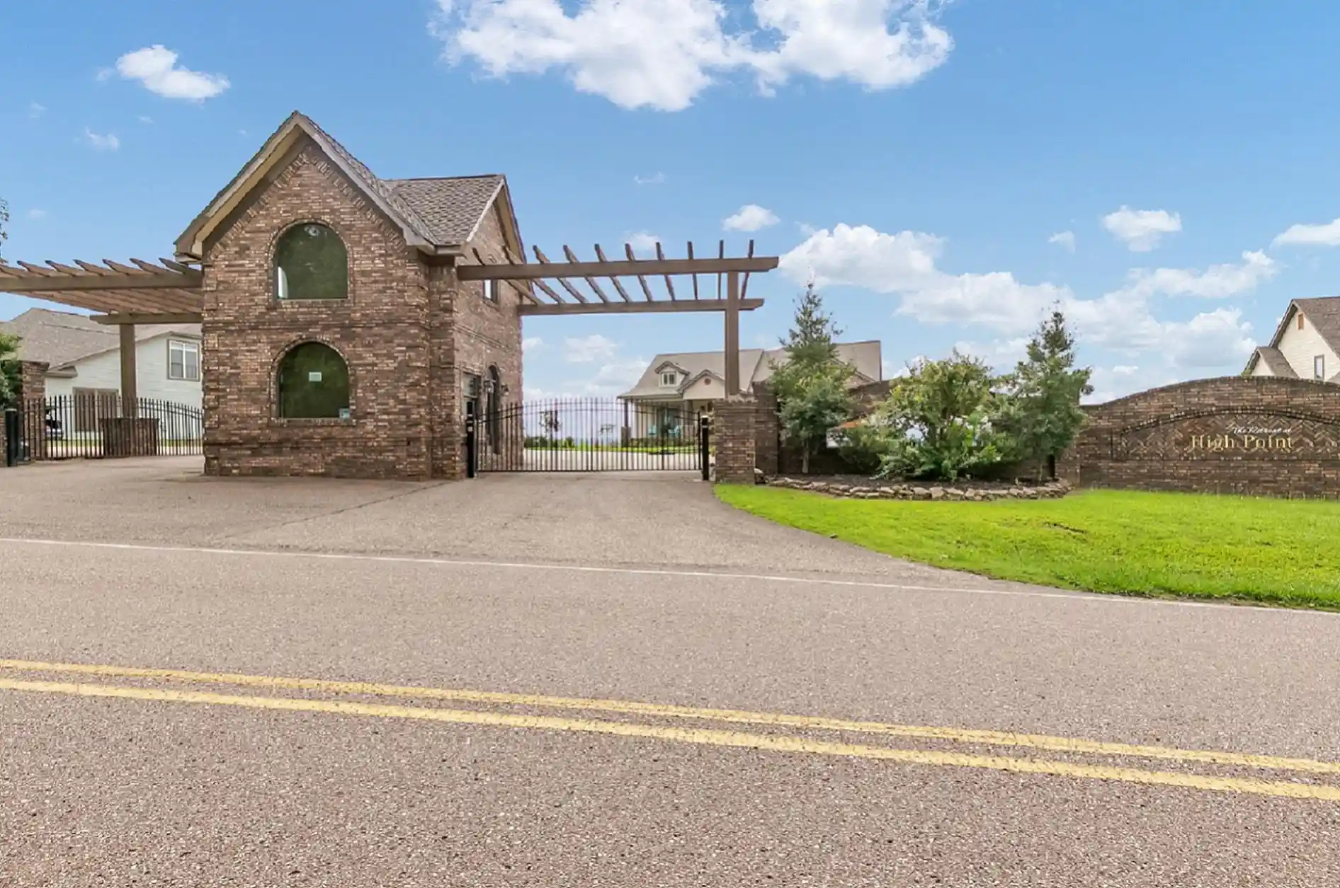 8th image of 23 High Pointe Dr, Savannah, TN 38372 | MLS# 10191191