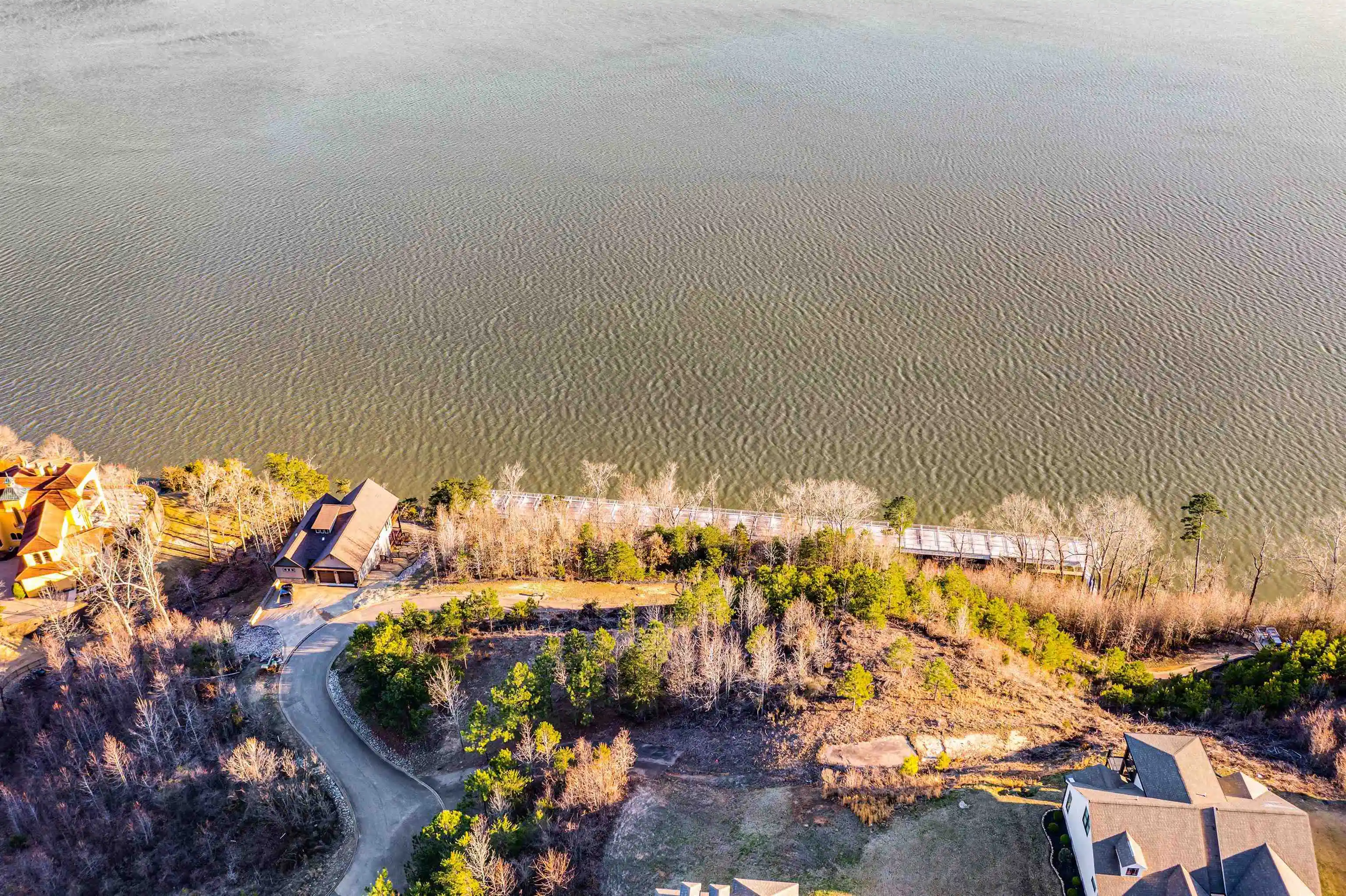 3rd image of 22 High Pointe Dr, Savannah, TN 38372 | MLS# 10191194