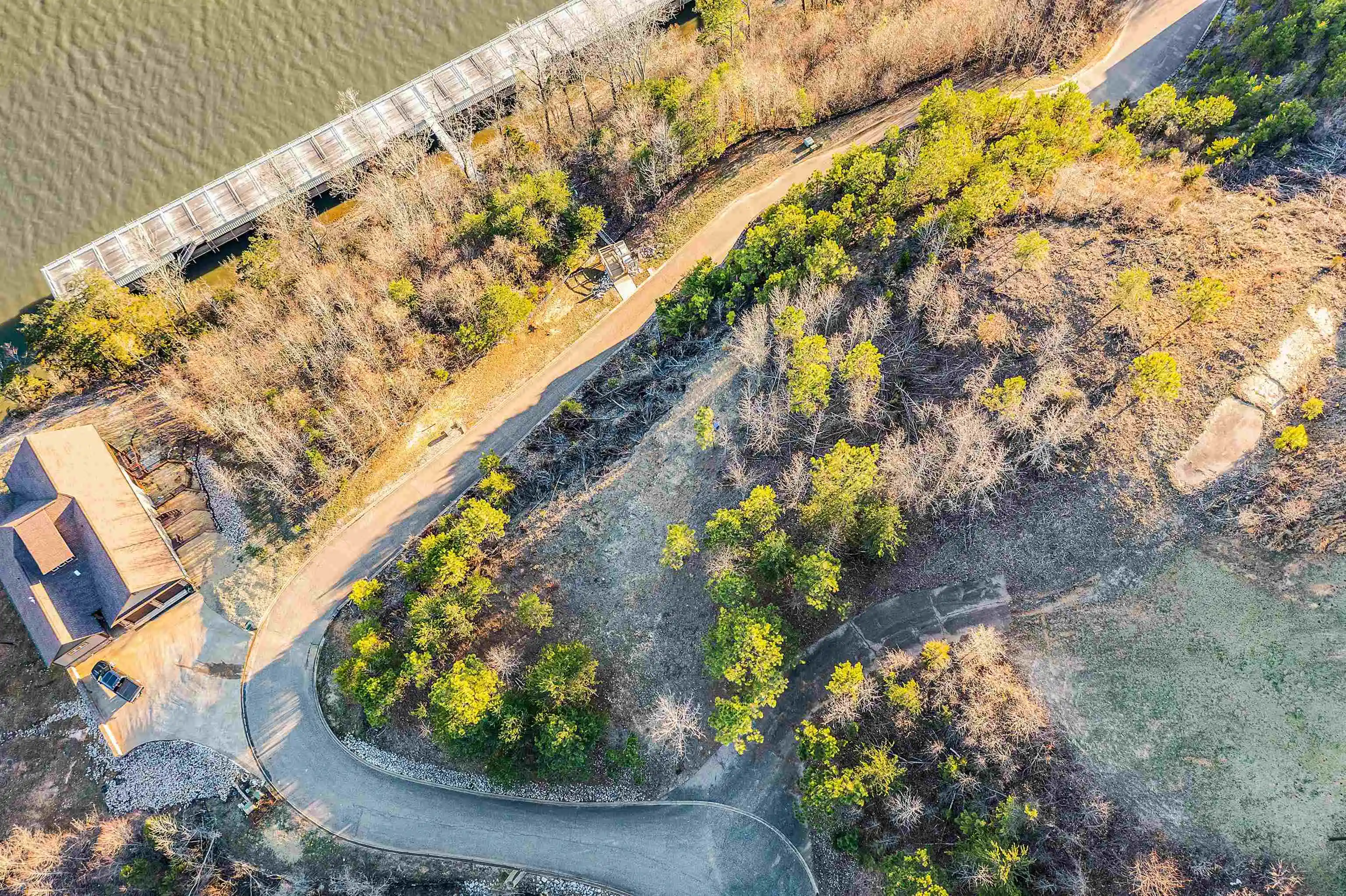 1st image of 21 High Pointe Dr, Savannah, TN 38372 | MLS# 10191195