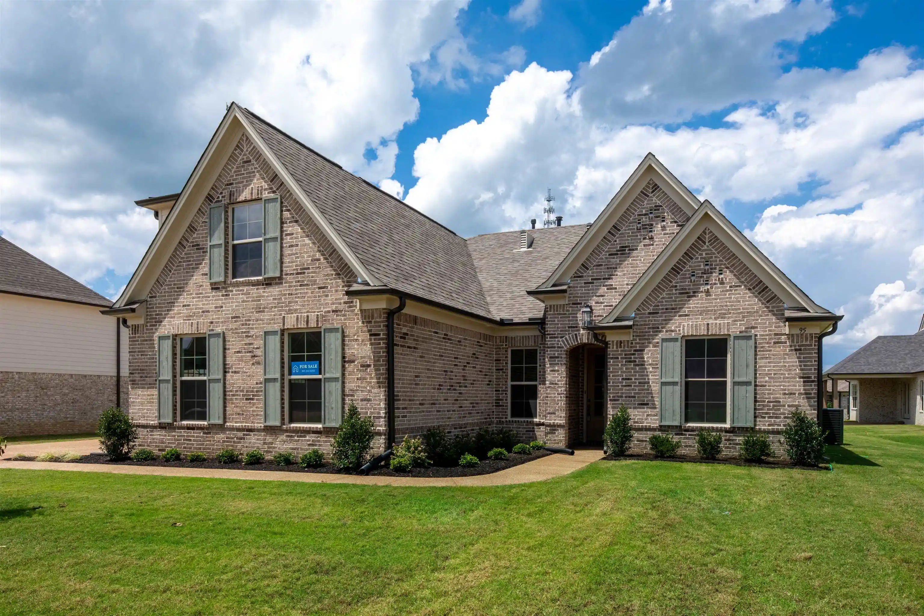 Homes for sale in Oakland, TN | 95 Misty Ridge Loop, Oakland, TN 38060 | MLS# 10191875