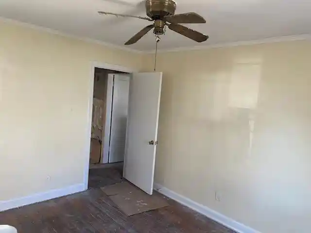 Photo 3 of Single family home for sale at 525 E Dison Ave, Memphis, TN 38106 | MLS# 10192385 | Listing updated on 2026-07-01
