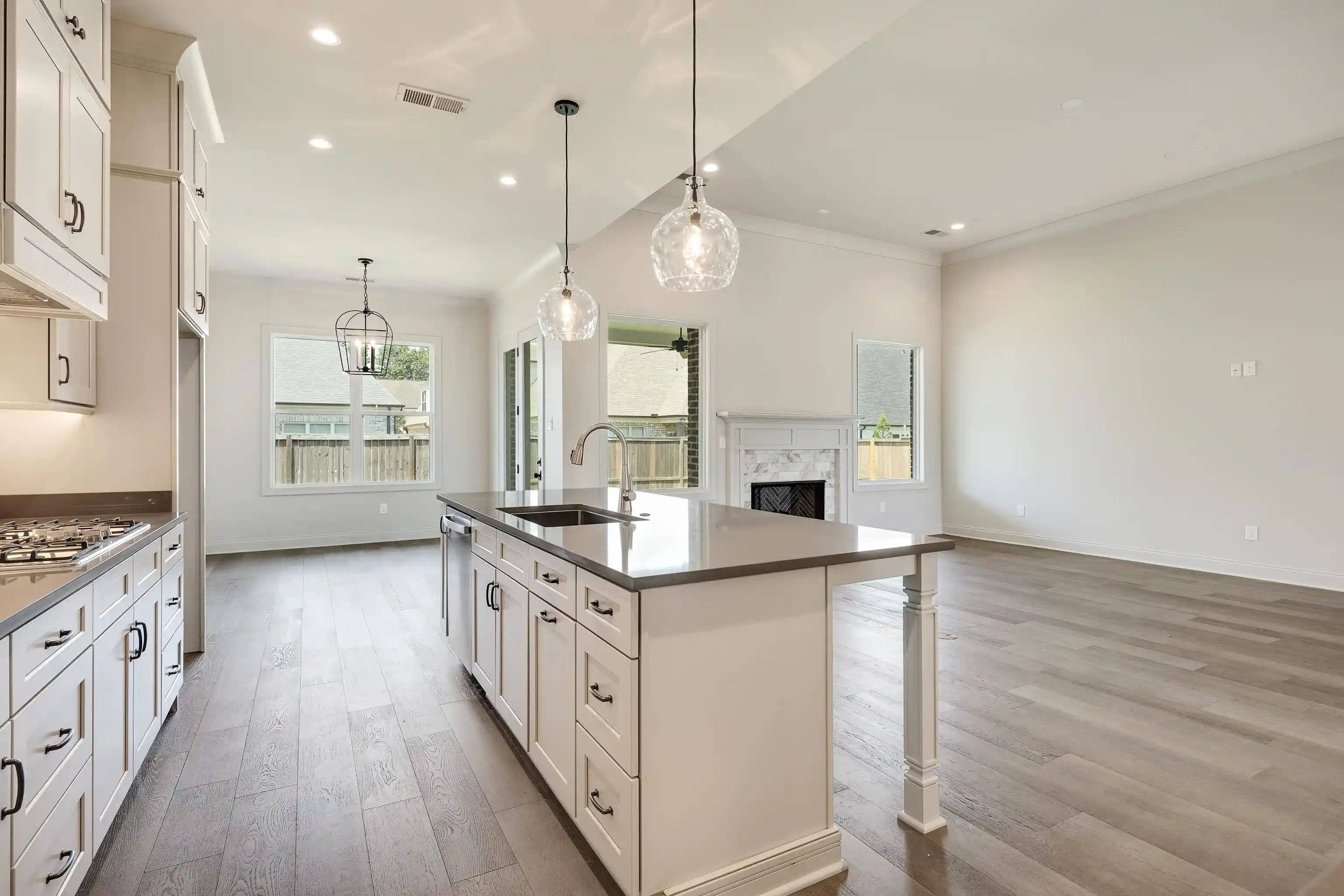 Photo 3 of Single family home for sale at 1343 Kate Dr, Collierville, TN 38017 | MLS# 10195039 | Listing updated on 2026-08-12
