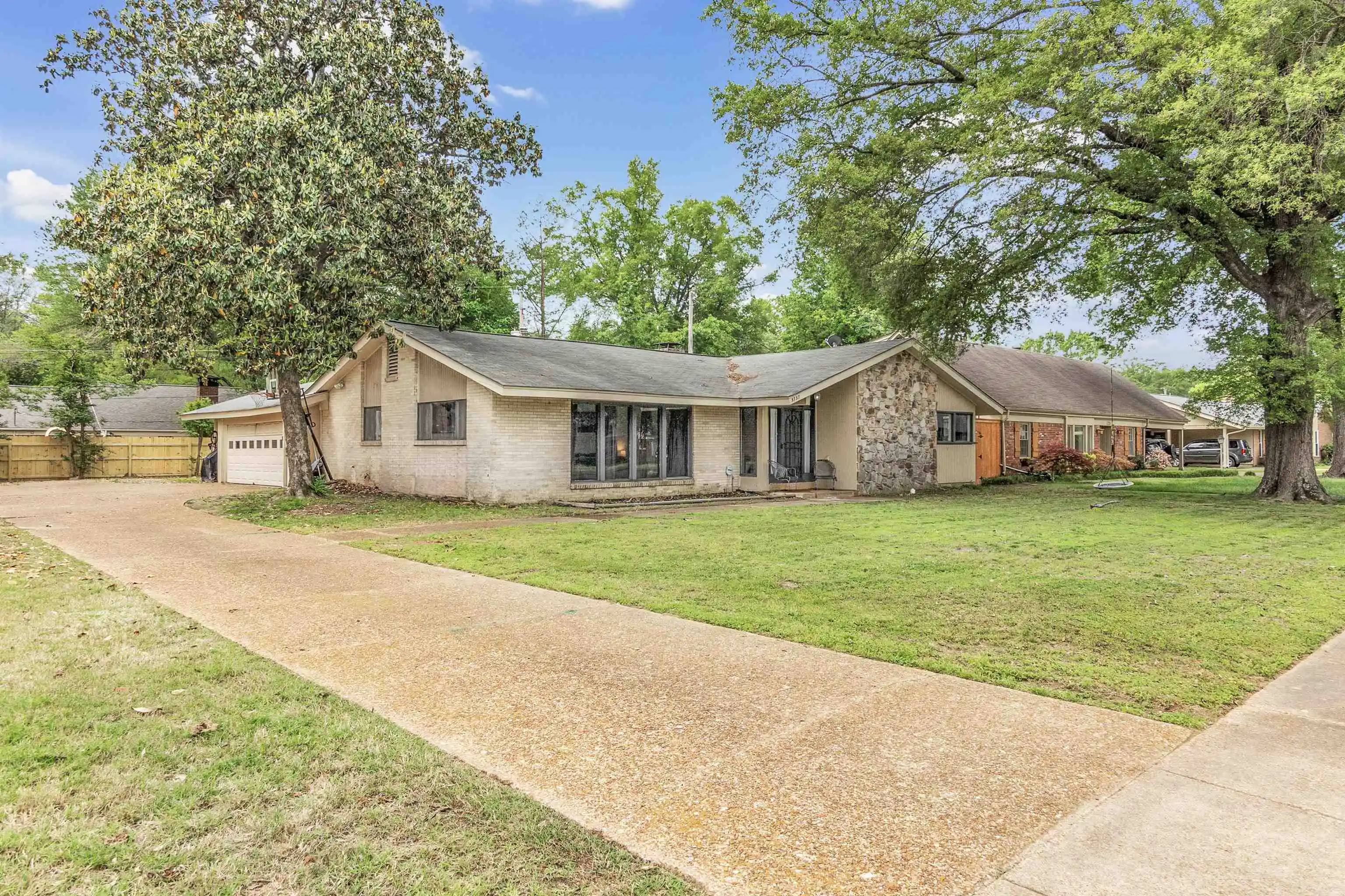 Single family home for sale at 5737 Buxbriar Ave, Memphis, TN 38120 | MLS# 10195390