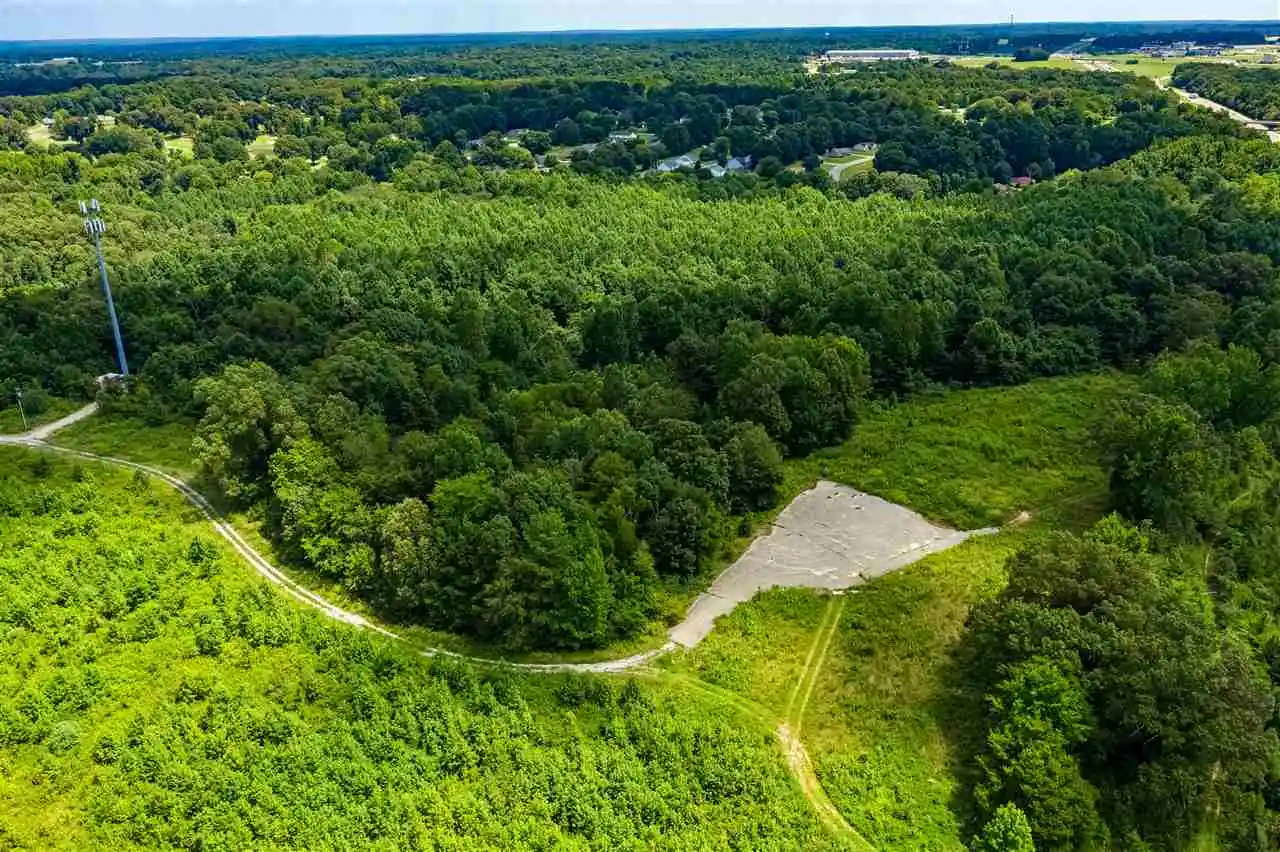 Photo 2 of Land for sale at 0 Red Gum Ln & Old Medina Crossing Ln, Jackson, TN 38301 | MLS# 10195533 | Listing updated on 2026-04-28