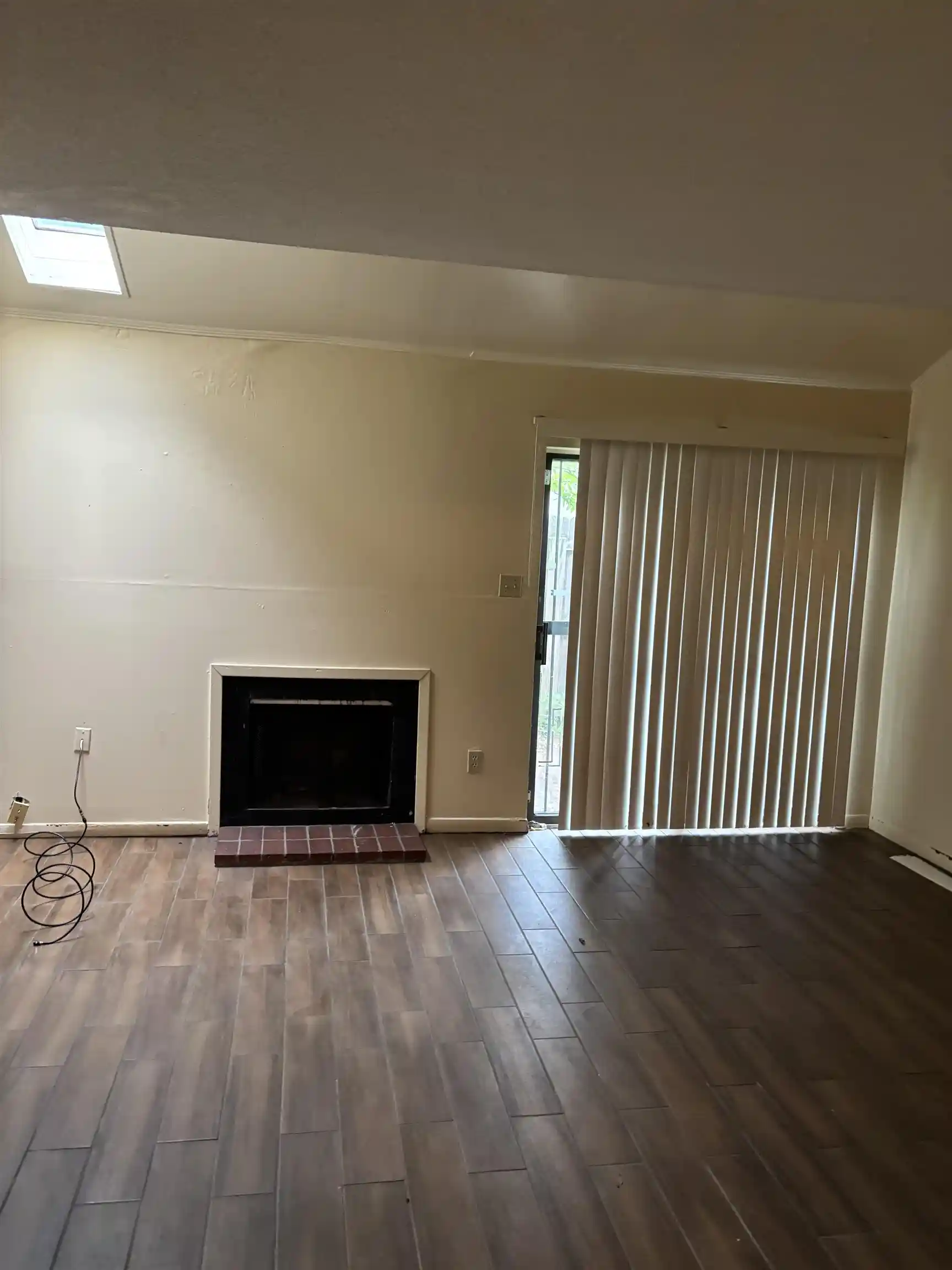 Photo 2 of Sale Pending at 144 N Auburndale St #144, Memphis, TN 38104 | MLS# 10196233 | Listing updated on 2025-06-13