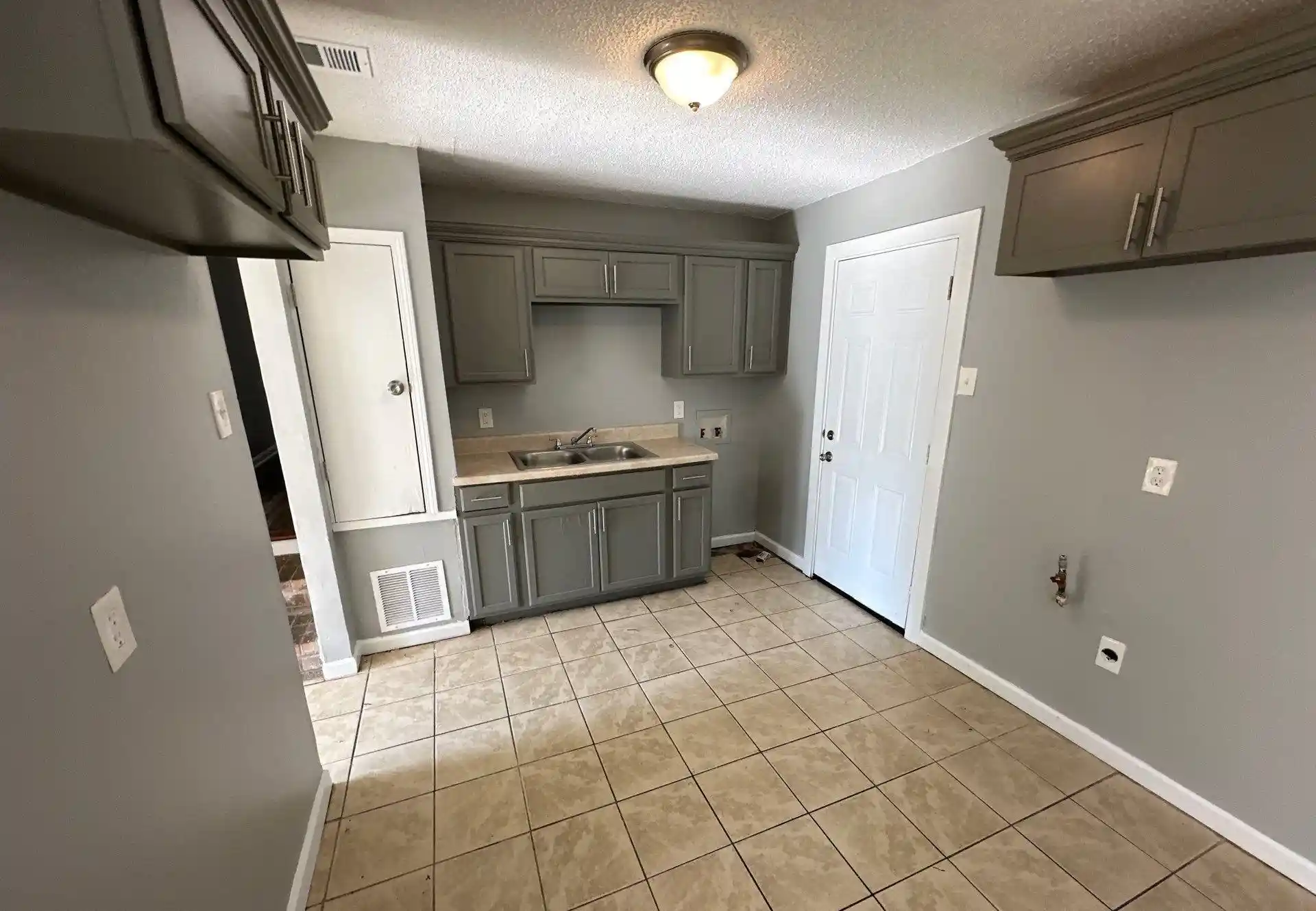 2nd image of 4503 Beacon Hill Dr, Memphis, TN 38127 | MLS# 10196550