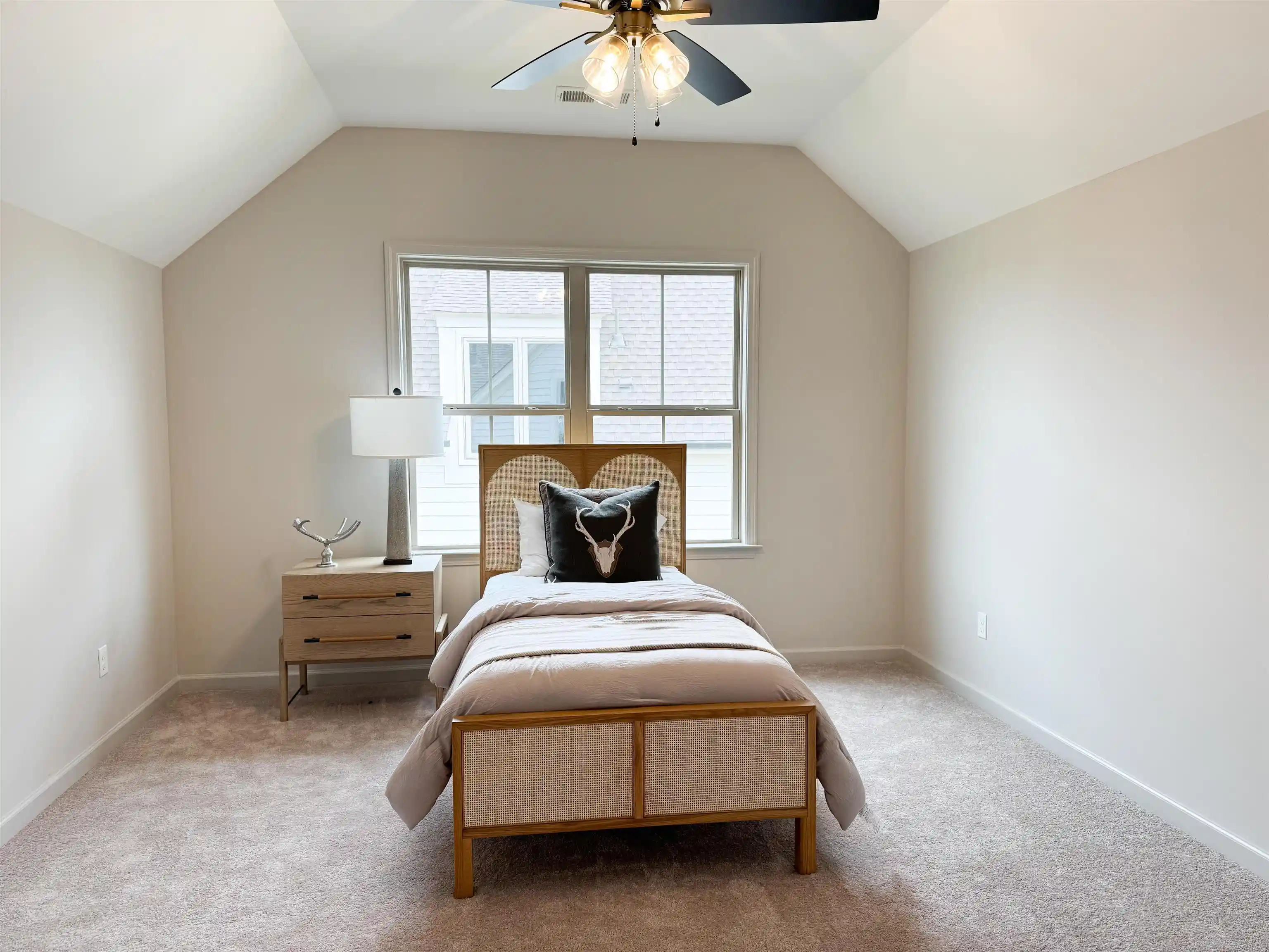 Photo 4 of Sale Pending at 11498 Sunsparkler Way, Collierville, TN 38017 | MLS# 10196758 | Listing updated on 2026-09-09