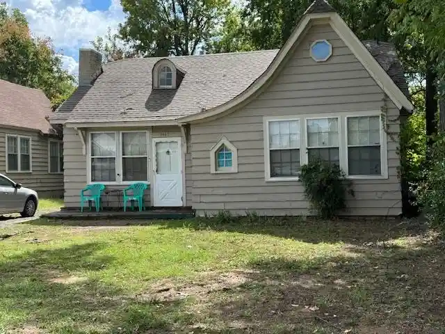 1st image of 3465 Spottswood Ave, Memphis, TN 38111 | MLS# 10197051