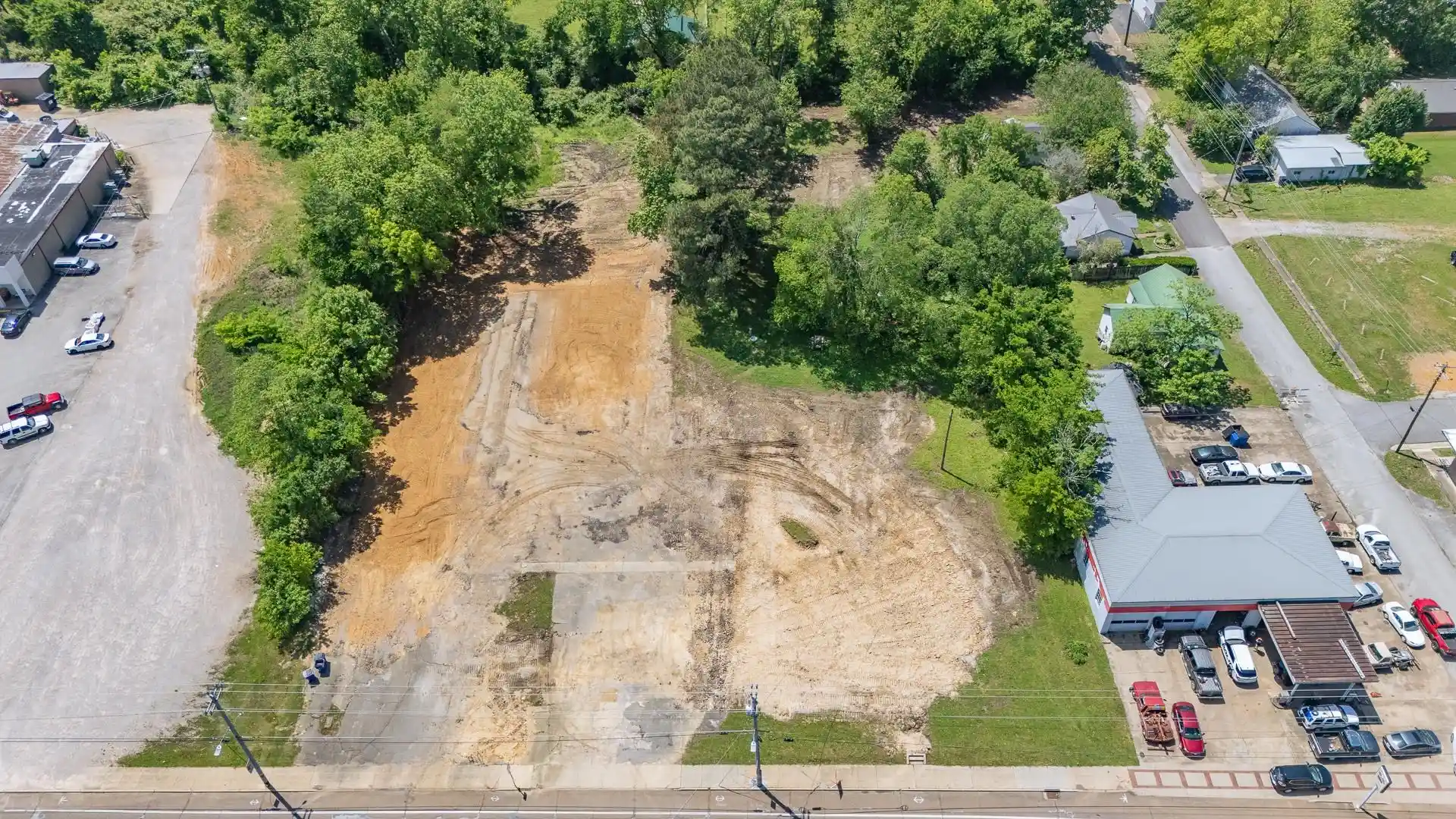 1st image of 211 East Main St, Adamsville, TN 38310 | MLS# 10197913