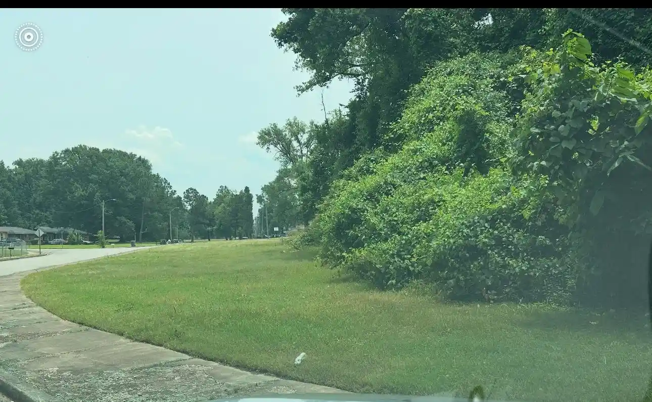 1st image of 129 W Brooks Rd, Memphis, TN 38109 | MLS# 10198570