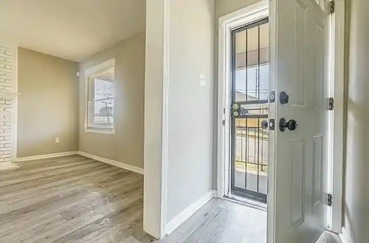 Homes for sale in Memphis, TN | 96 Modder Ave, Memphis, TN 38109 | MLS# 10201321