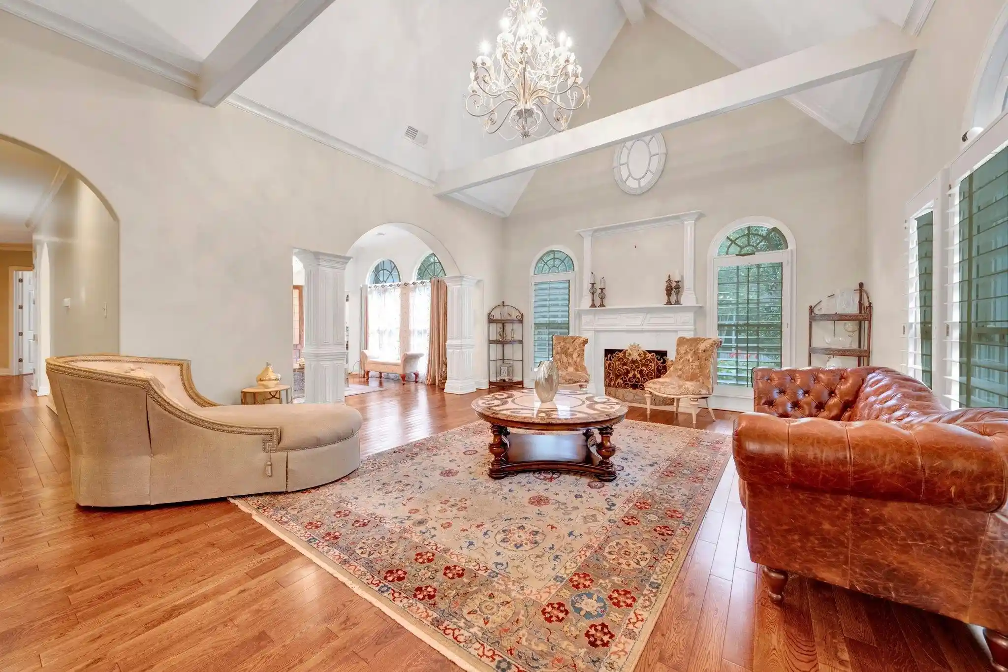 3rd image of 371 W Cherry Cir, Memphis, TN 38117 | MLS# 10203134