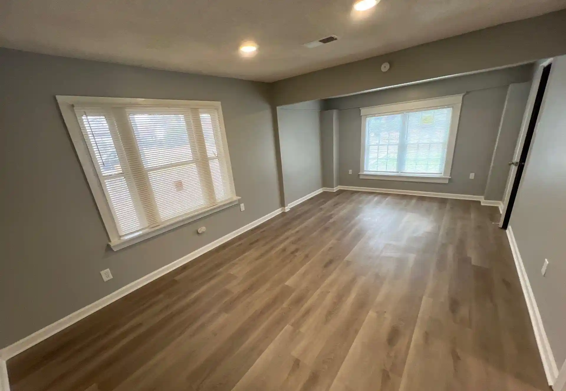 Photo 3 of Single family home for sale at 2974 Waverly Ave, Memphis, TN 38111 | MLS# 10203706 | Listing updated on 2026-09-15
