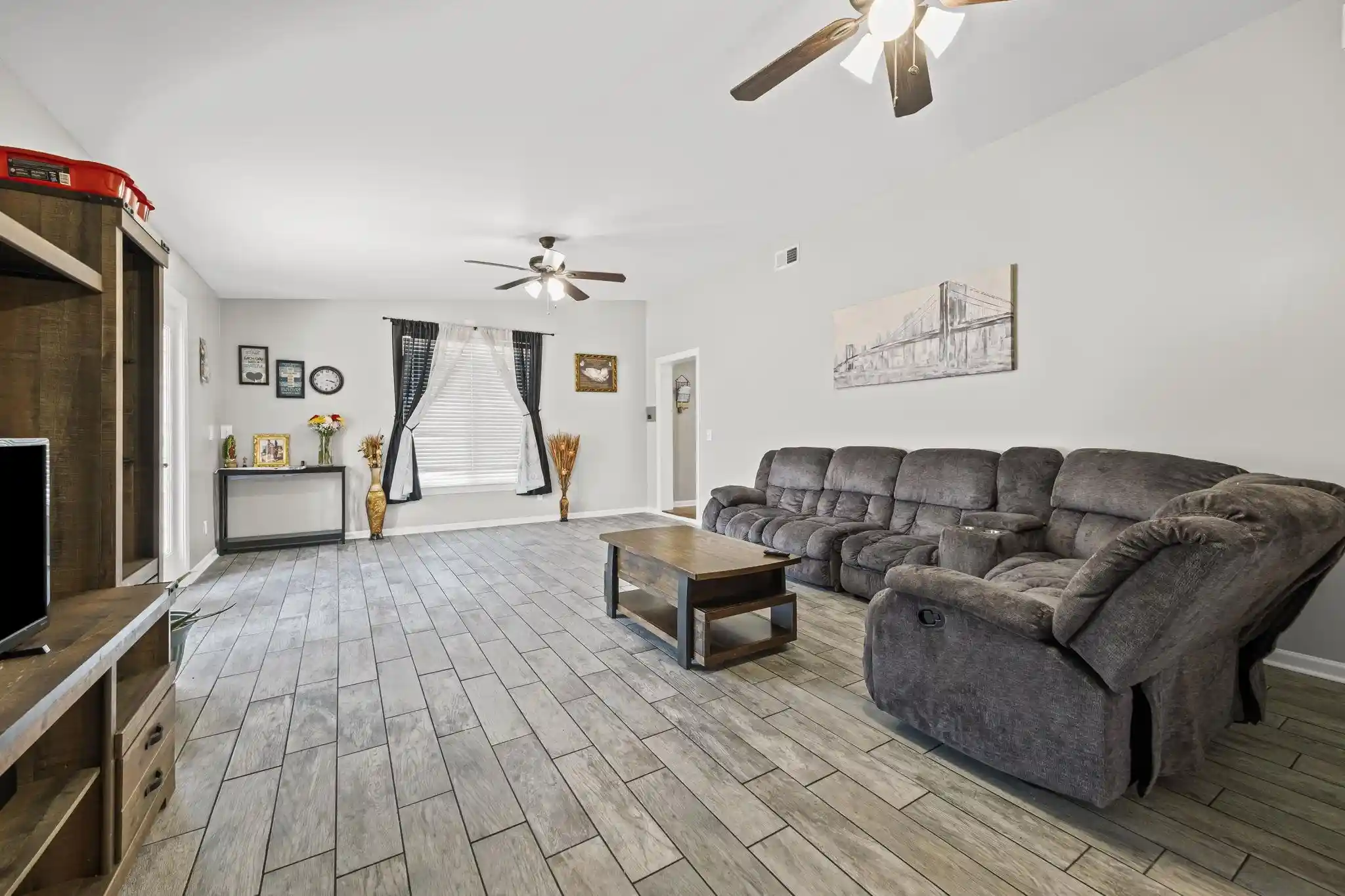 3rd image of 3461 Holman Pl, Memphis, TN 38118 | MLS# 10203969