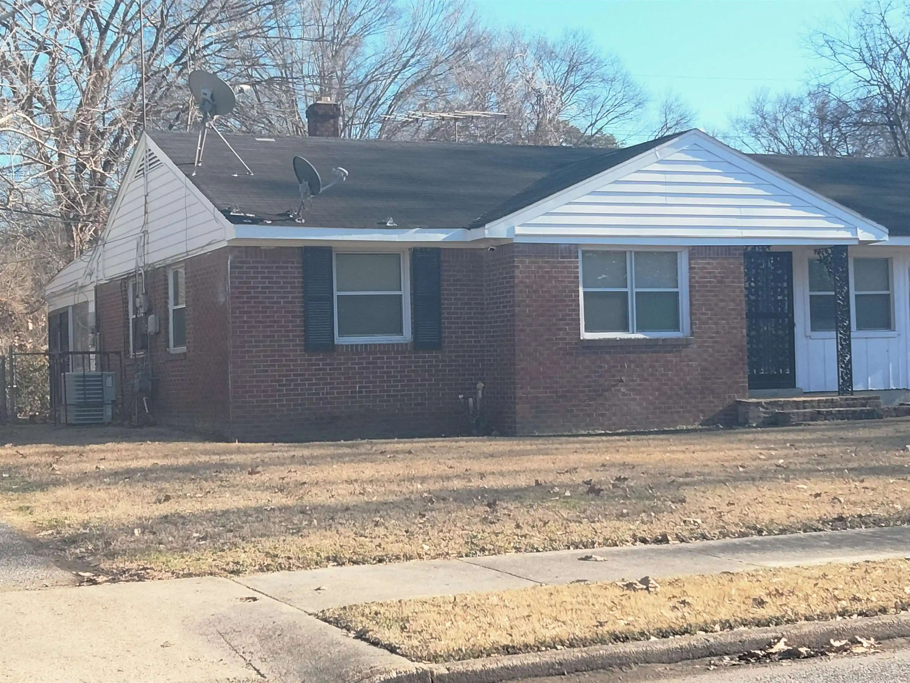 Photo 3 of Single family home for sale at 1558 Patterson St, Memphis, TN 38111 | MLS# 10204541 | Listing updated on 2026-09-05