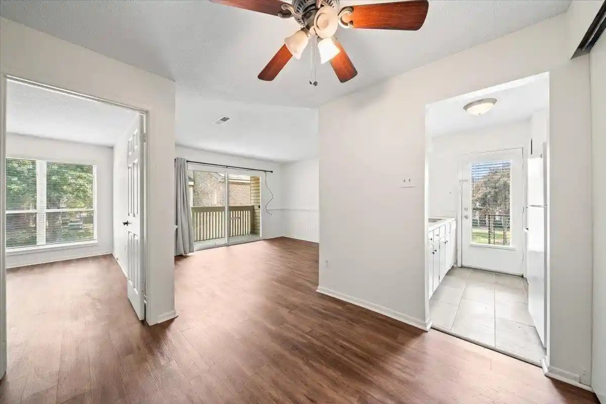 Photo 3 of Sale Pending at 6784 Quail Holw Ct #2, Memphis, TN 38120 | MLS# 10205466 | Listing updated on 2026-08-03