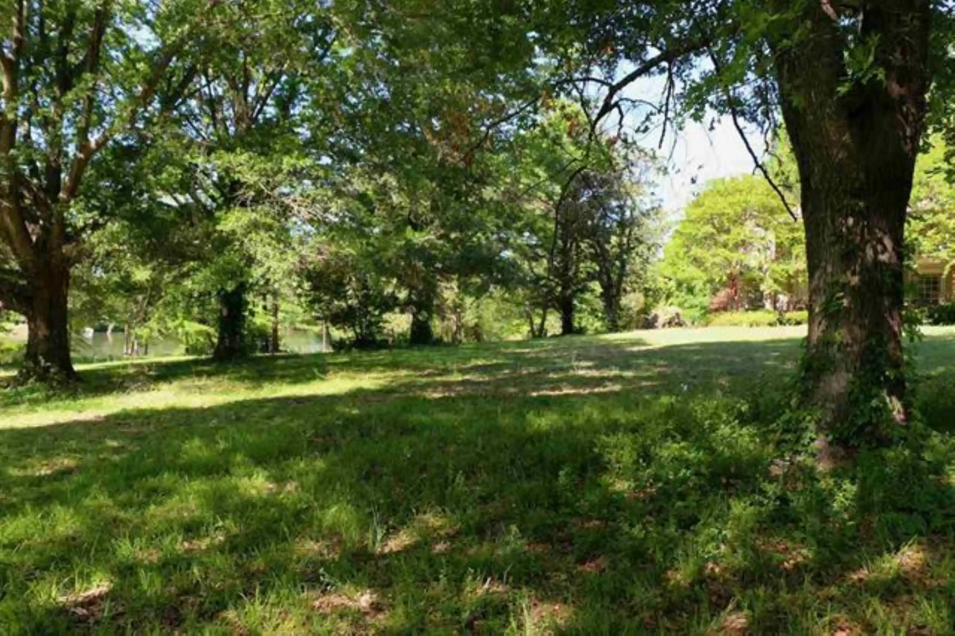 Photo 2 of Land for sale at 3515 Hacks Cross Rd, Memphis, TN 38125 | MLS# 10205793 | Listing updated on 2026-09-14