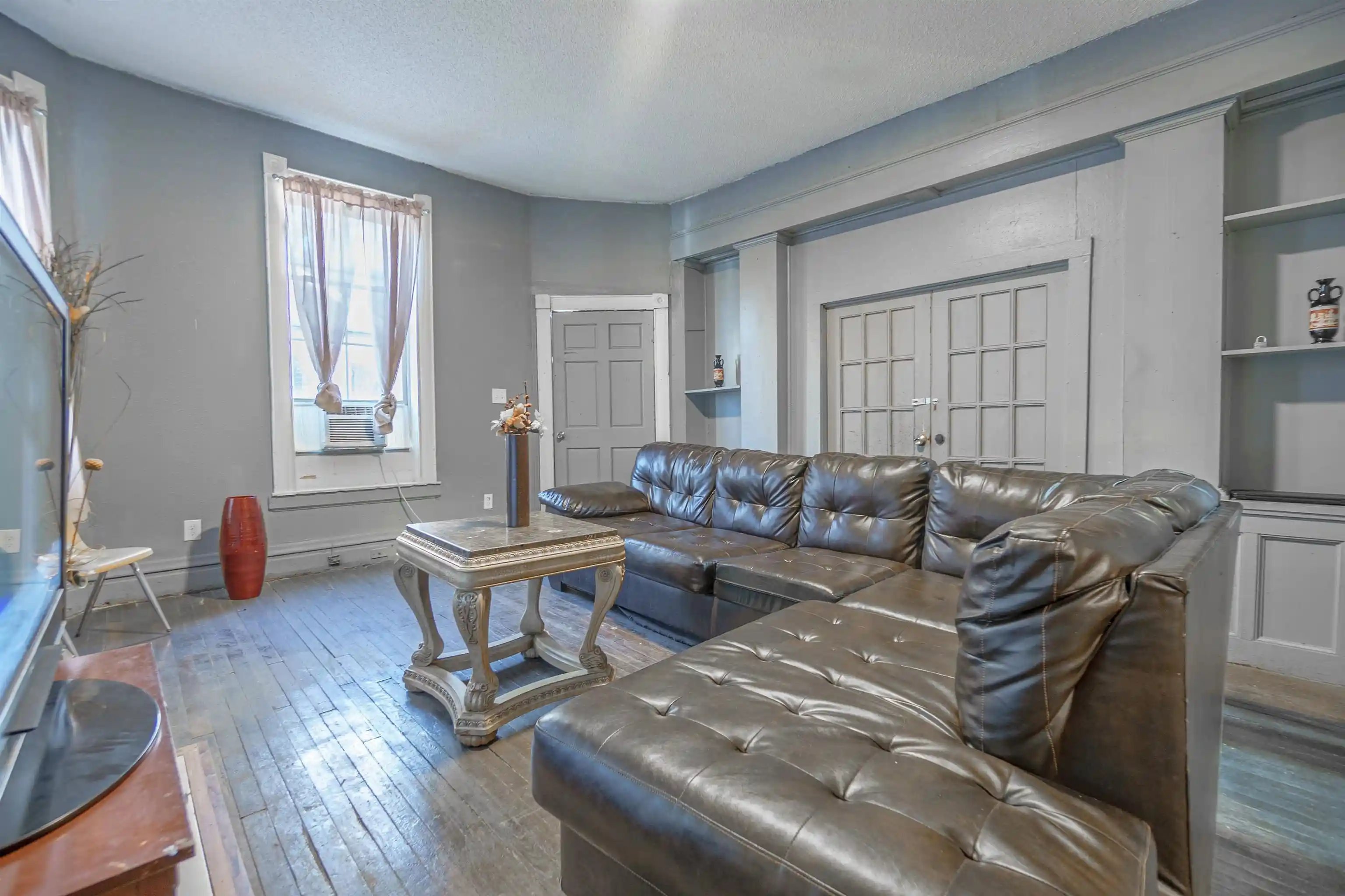 Photo 3 of Multi family home for sale at 488 Laclede Ave, Memphis, TN 38126 | MLS# 10206608 | Listing updated on 2026-08-31