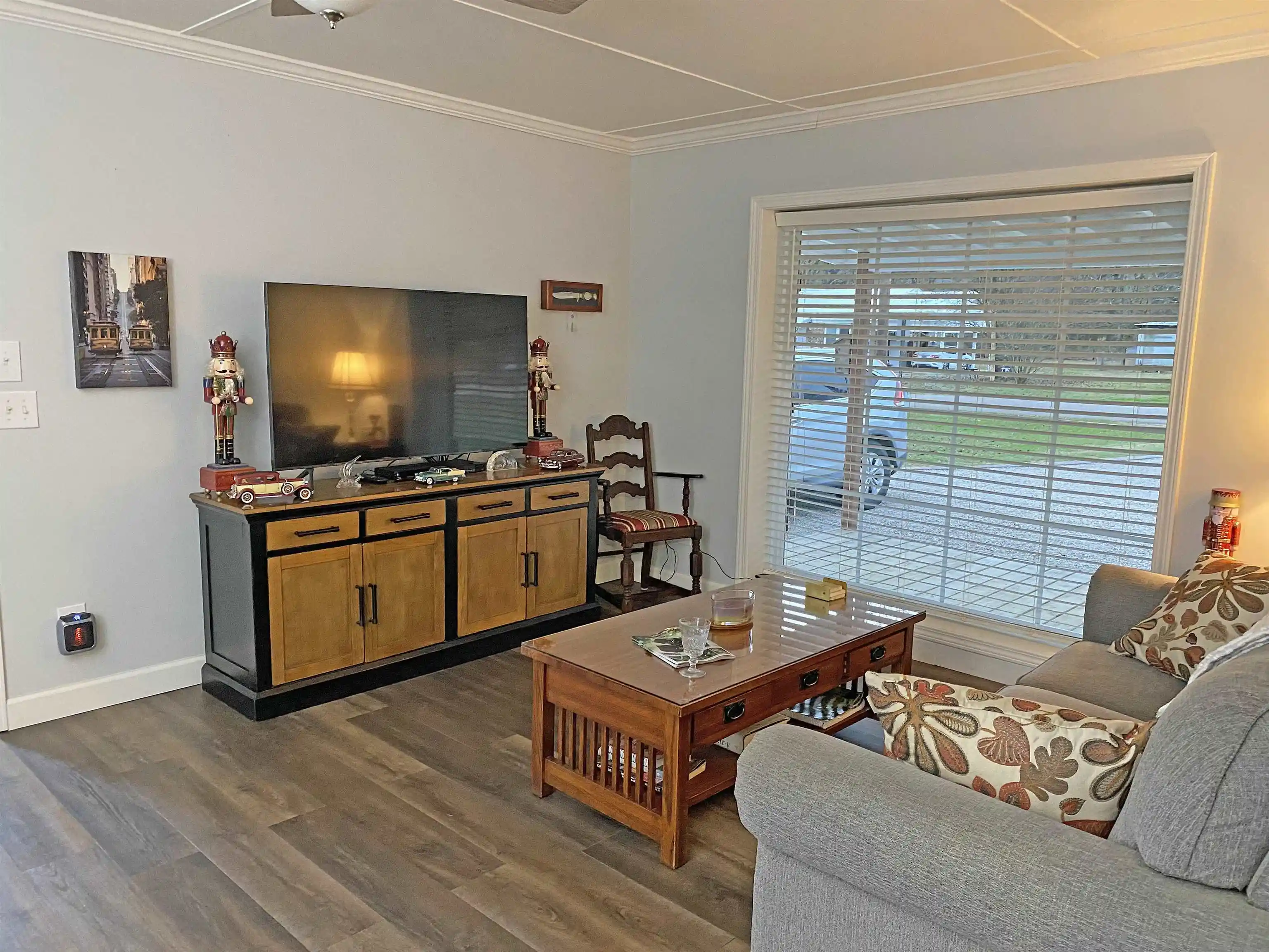 Photo 2 of Single family home for sale at 160 Clement Dr, Savannah, TN 38372 | MLS# 10206660 | Listing updated on 2026-04-28