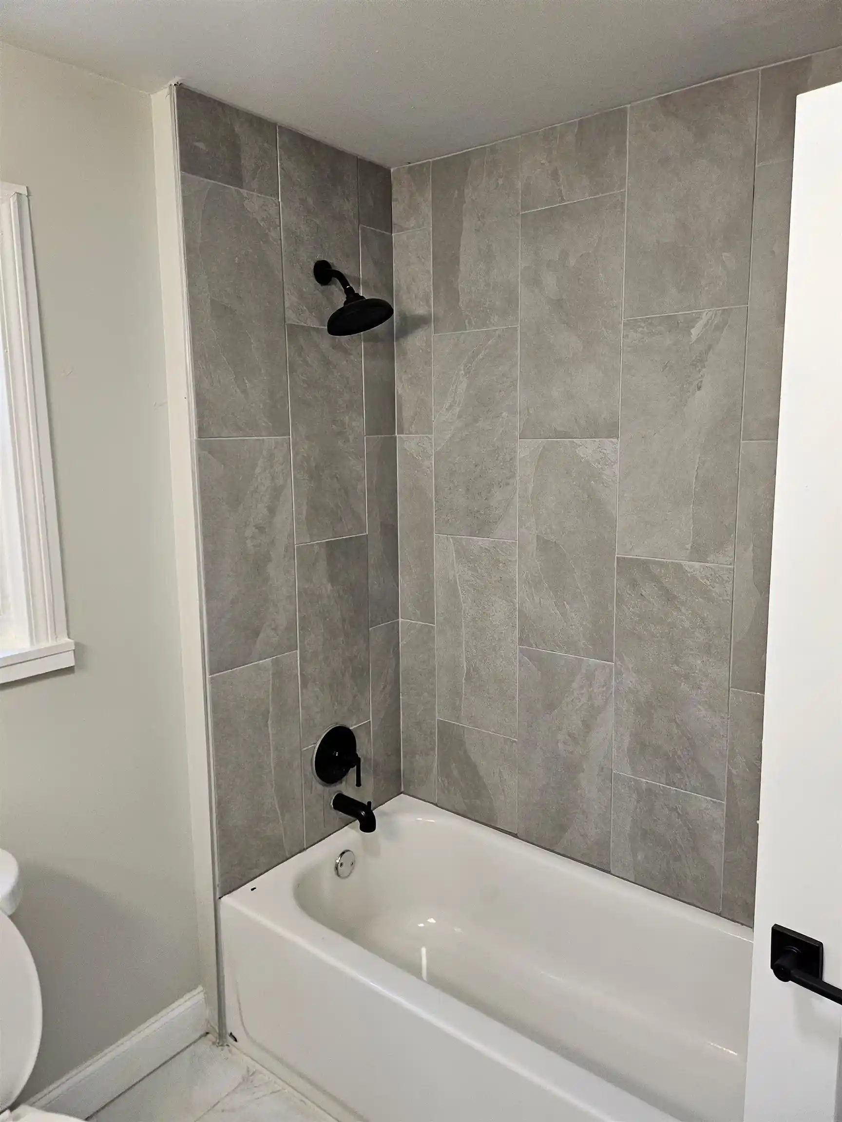 Photo 3 of Sale Pending at 1078 N Ball Rd, Memphis, TN 38106 | MLS# 10206682 | Listing updated on 2025-11-04