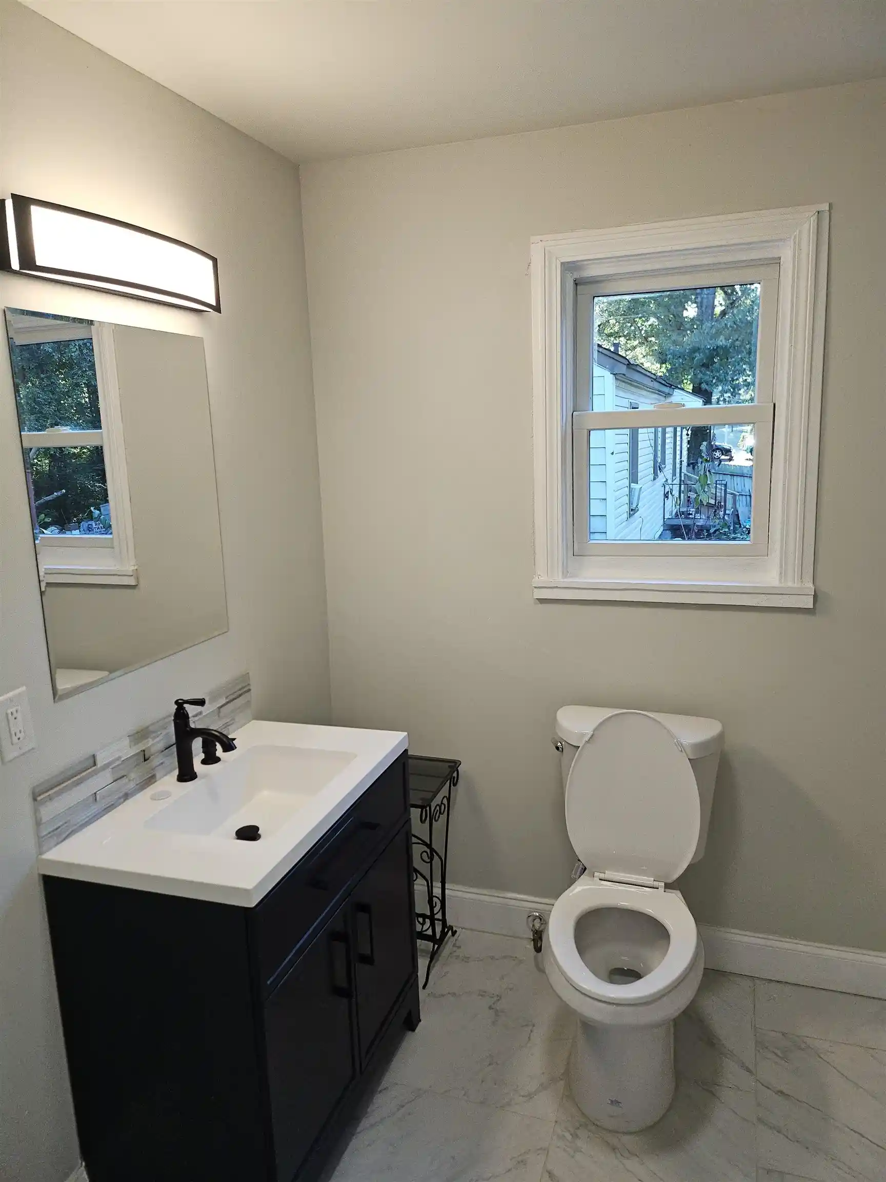 Photo 3 of Sale Pending at 1078 N Ball Rd, Memphis, TN 38106 | MLS# 10206682 | Listing updated on 2025-11-04