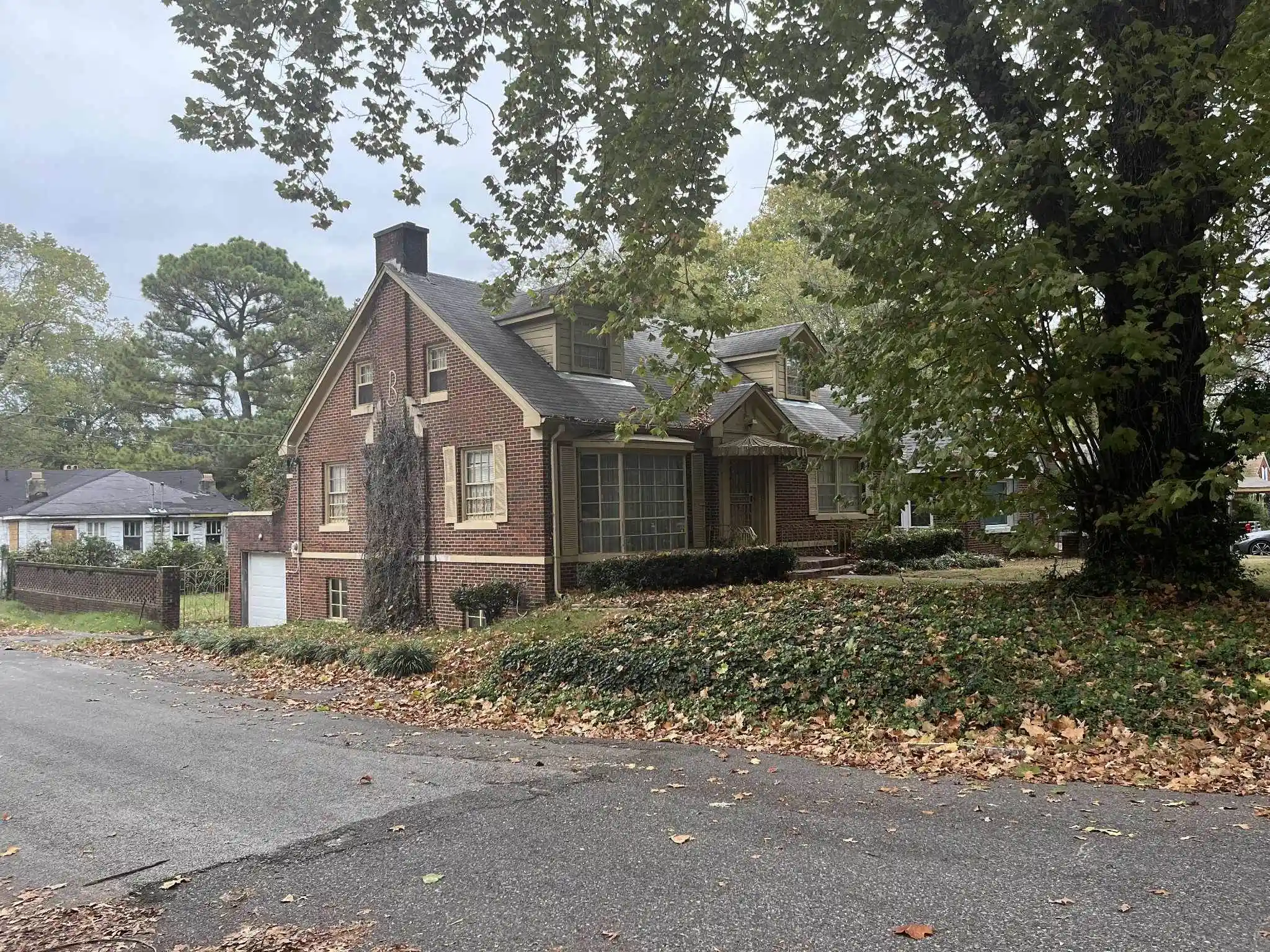 Photo 1 of Sale Pending at 1358 S Parkway Ave, Memphis, TN 38106 | MLS# 10207179 | Listing updated on 2025-10-09