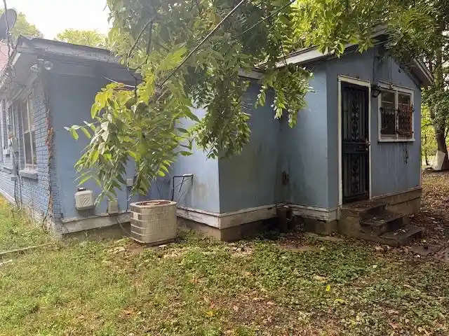 Photo 3 of Single family home for sale at 1338 Dunnavant St, Memphis, TN 38106 | MLS# 10207210 | Listing updated on 2026-07-29